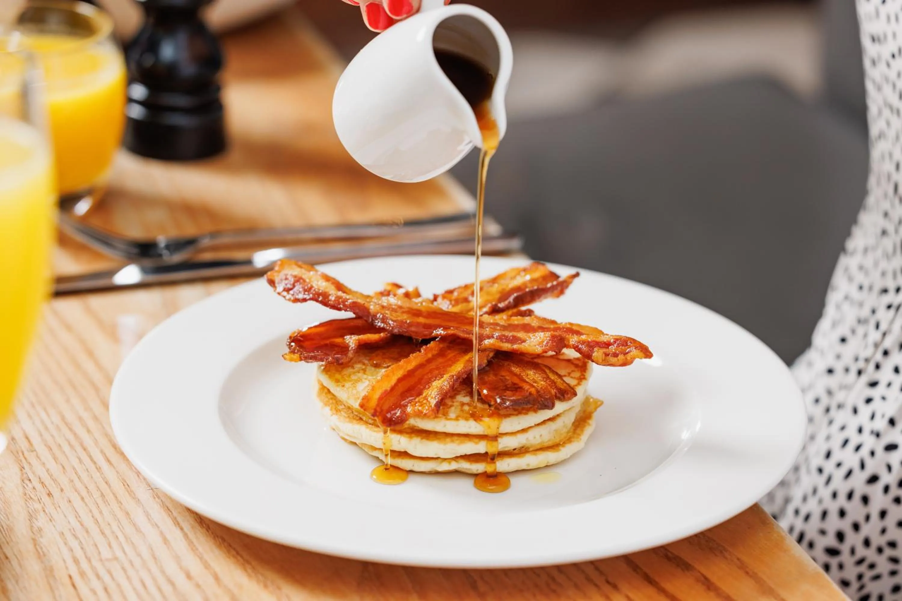 Breakfast in Embankment Hotel