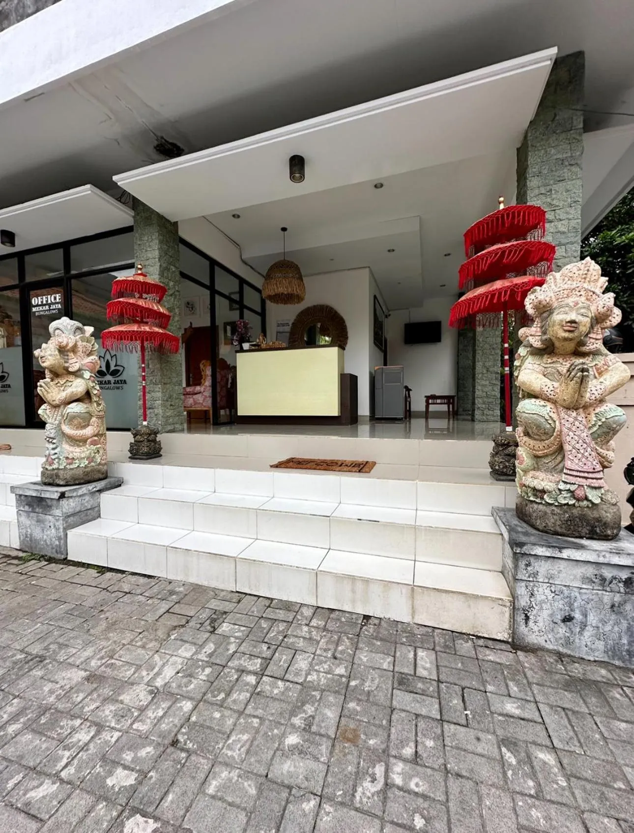 New Mekar Jaya Hotel