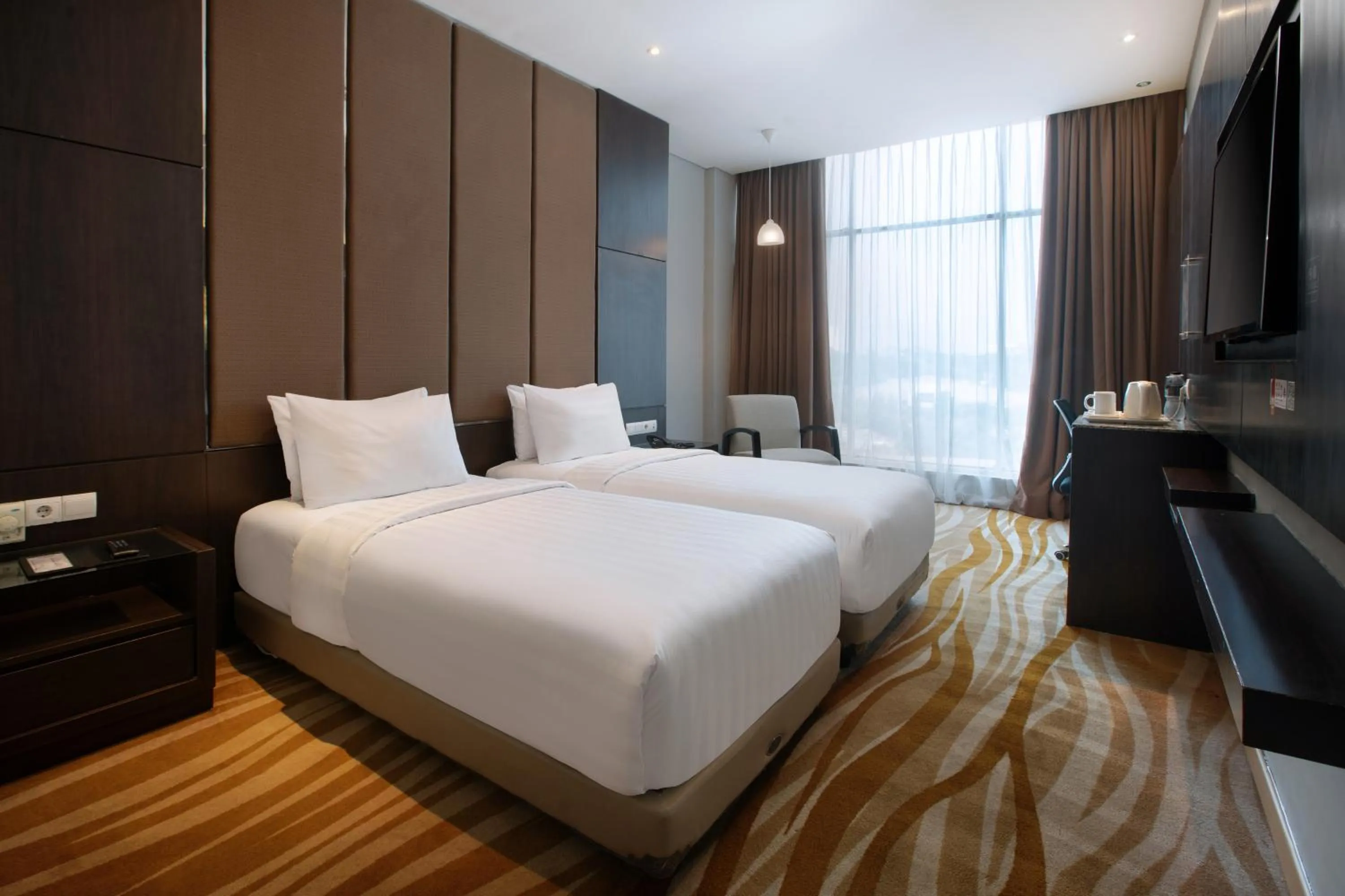 Bedroom, Bed in Grand Tjokro Premiere Bandung