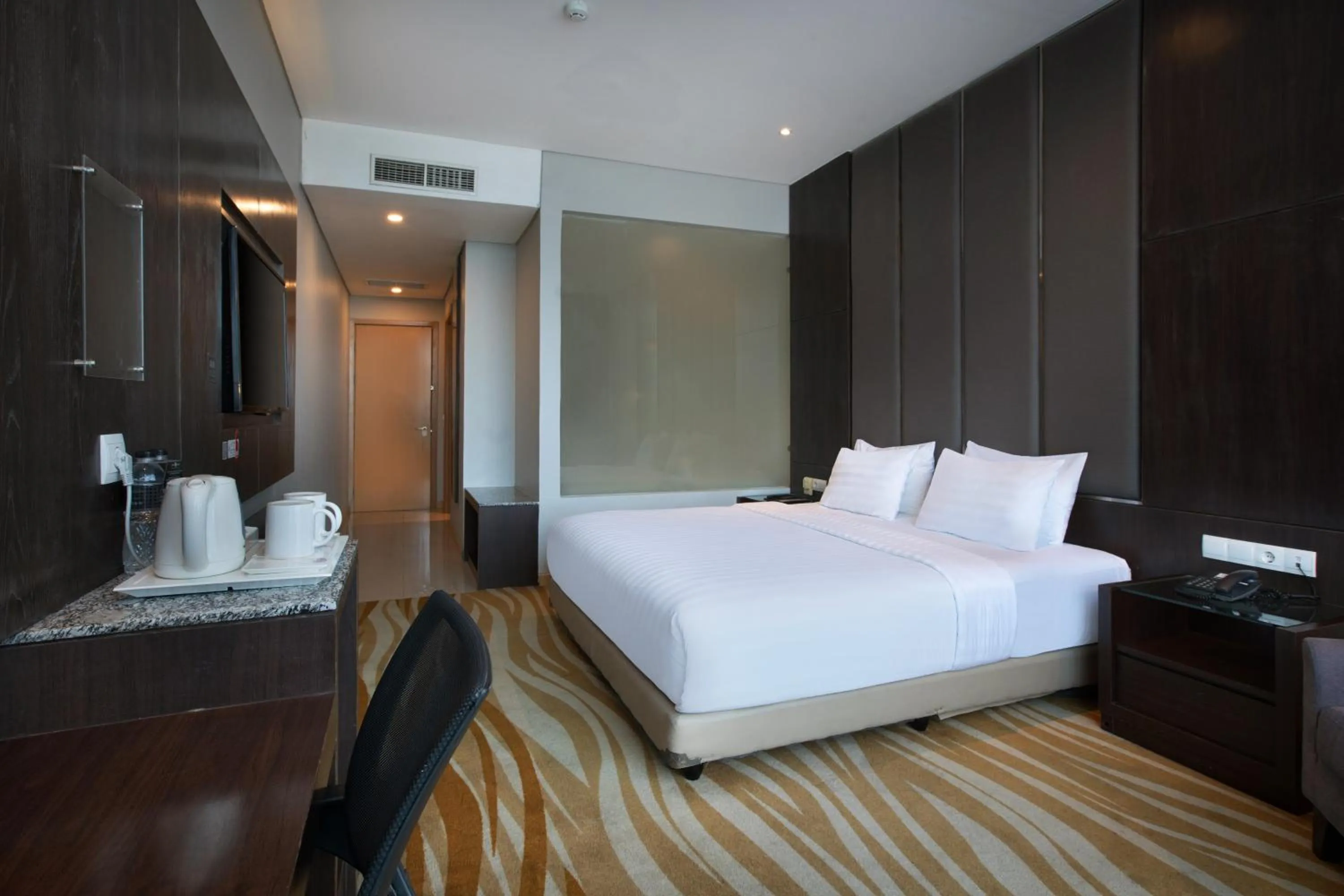 Bedroom, Bed in Grand Tjokro Premiere Bandung