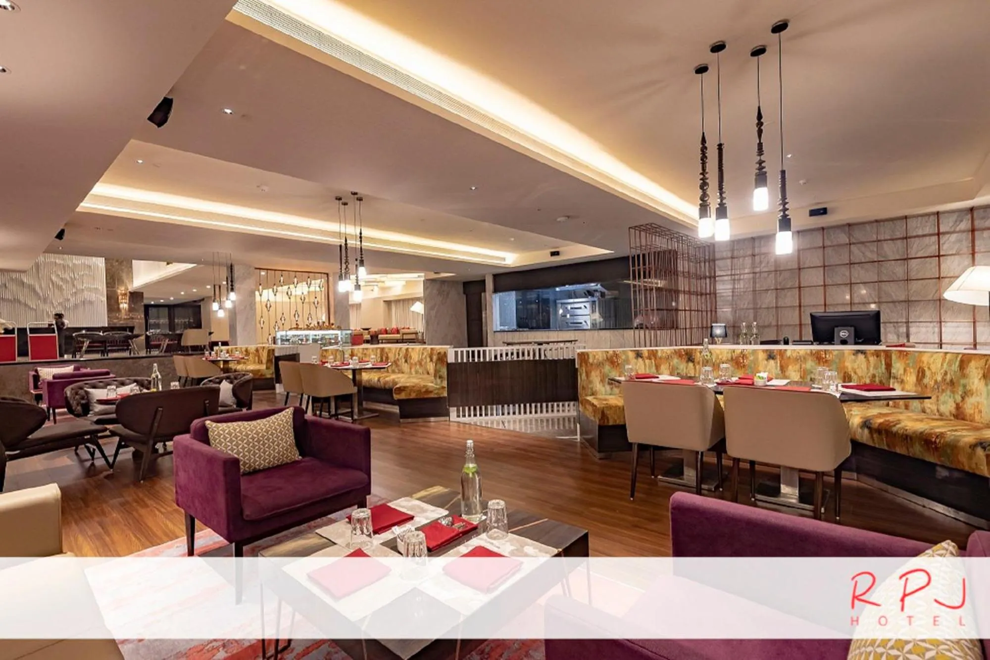 Lounge or bar in RPJ Hotel Rajkot