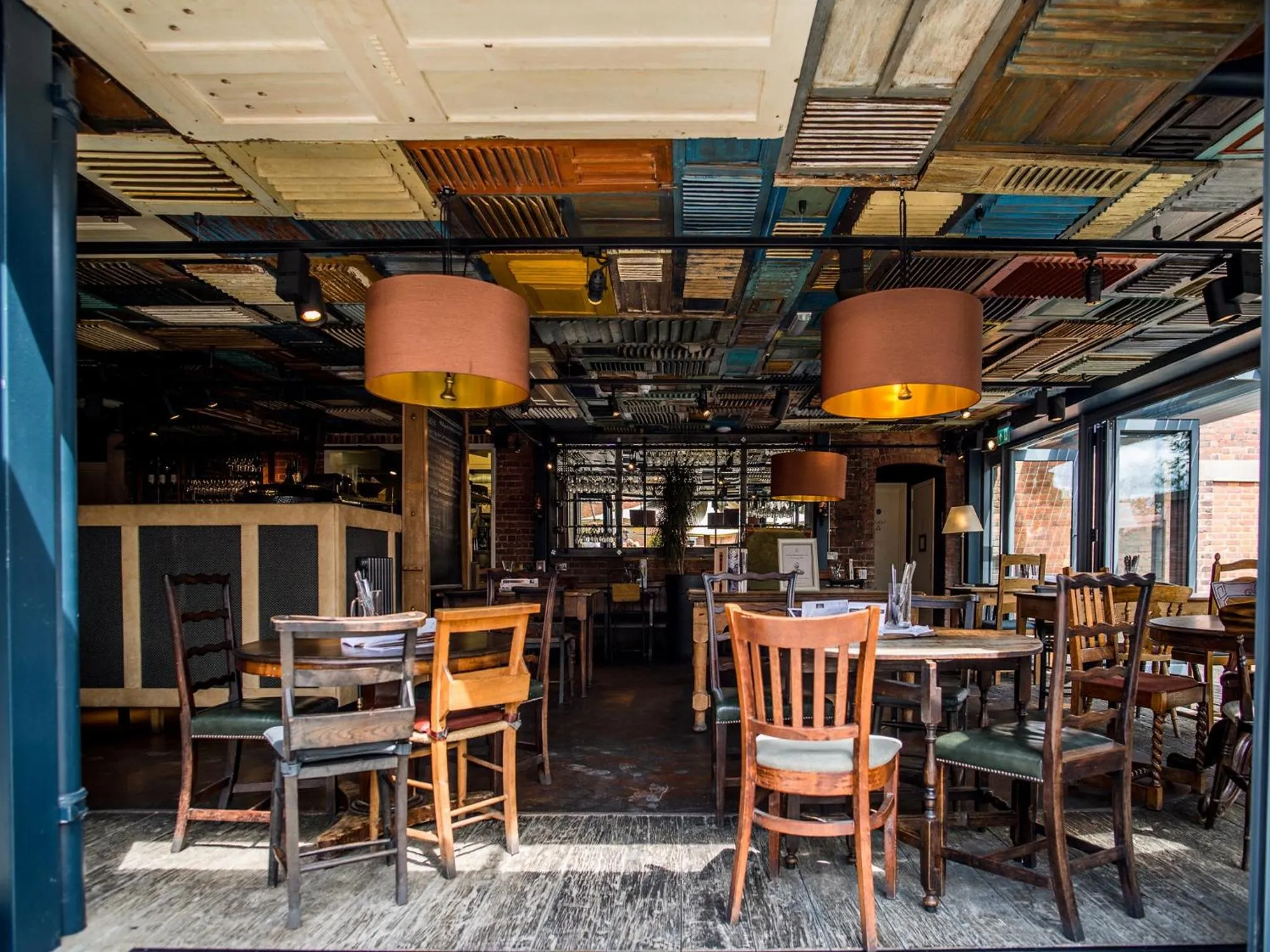 Restaurant/places to eat in d'Parys