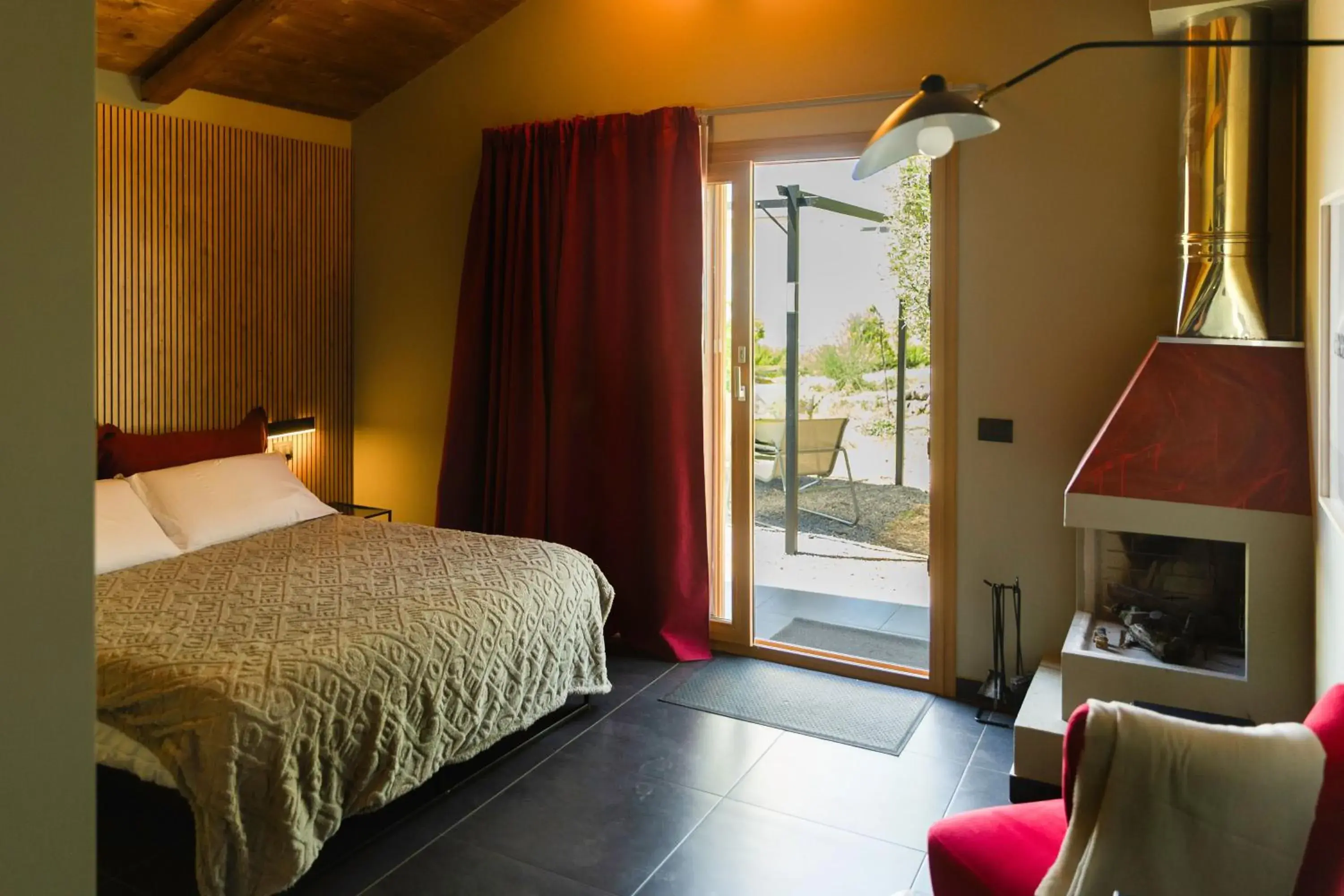 Deluxe Room in PODERE DELL'ETNA SEGRETA - Essential Nature Hotel & Glamping Deluxe Room in PODERE DELL'ETNA SEGRETA - Essential Nature Hotel & Glamping