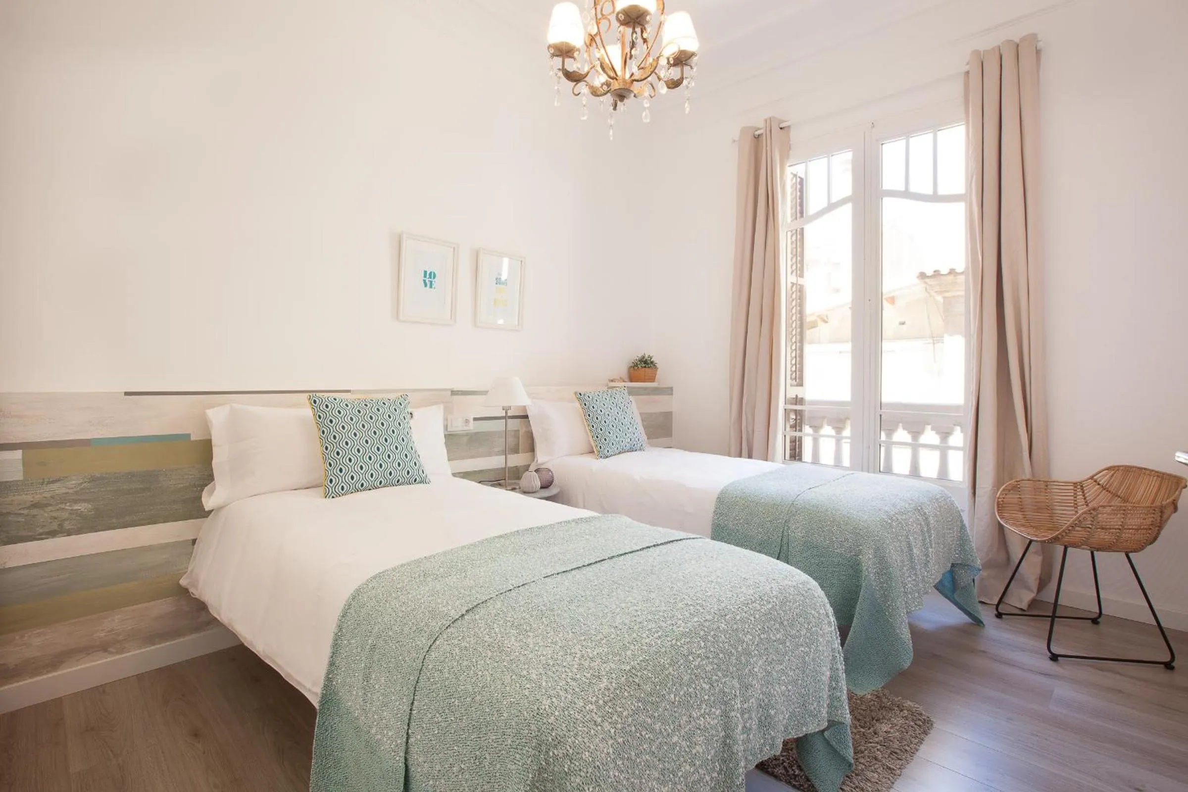 Bedroom, Bed in Click&Flat Seneca Suites