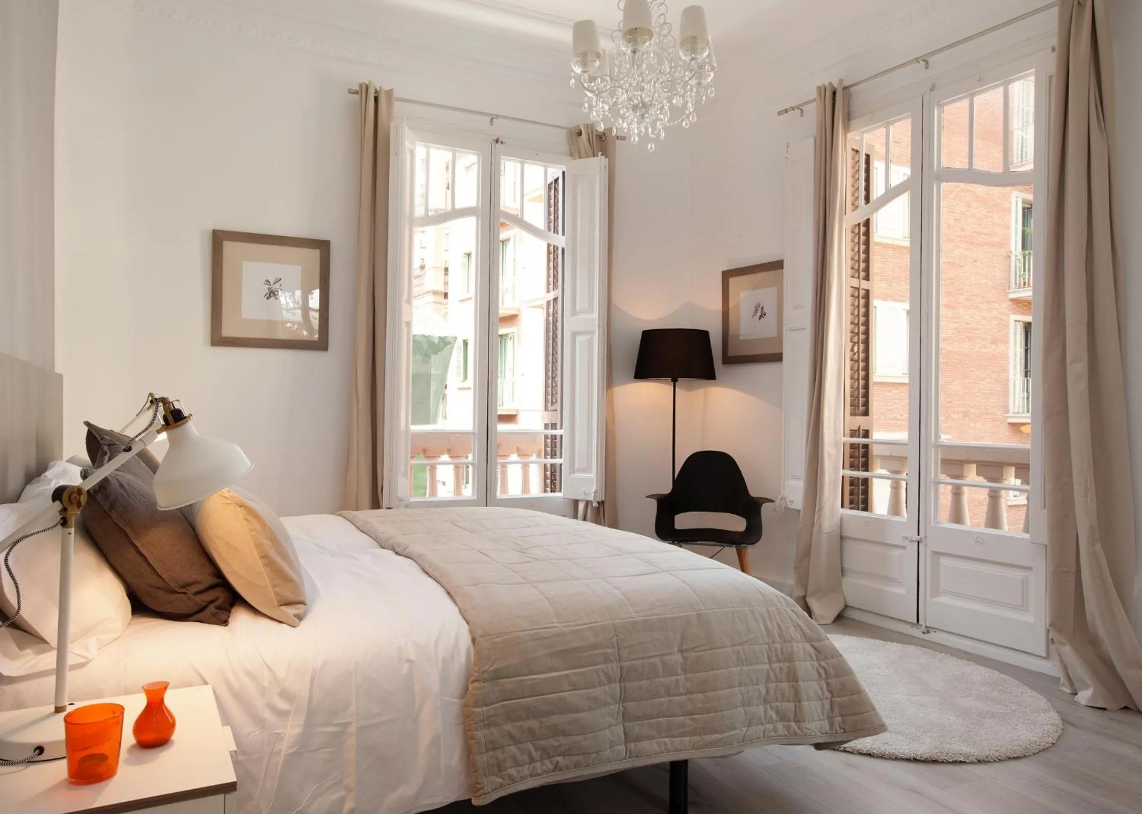 Bedroom, Bed in Click&Flat Seneca Suites