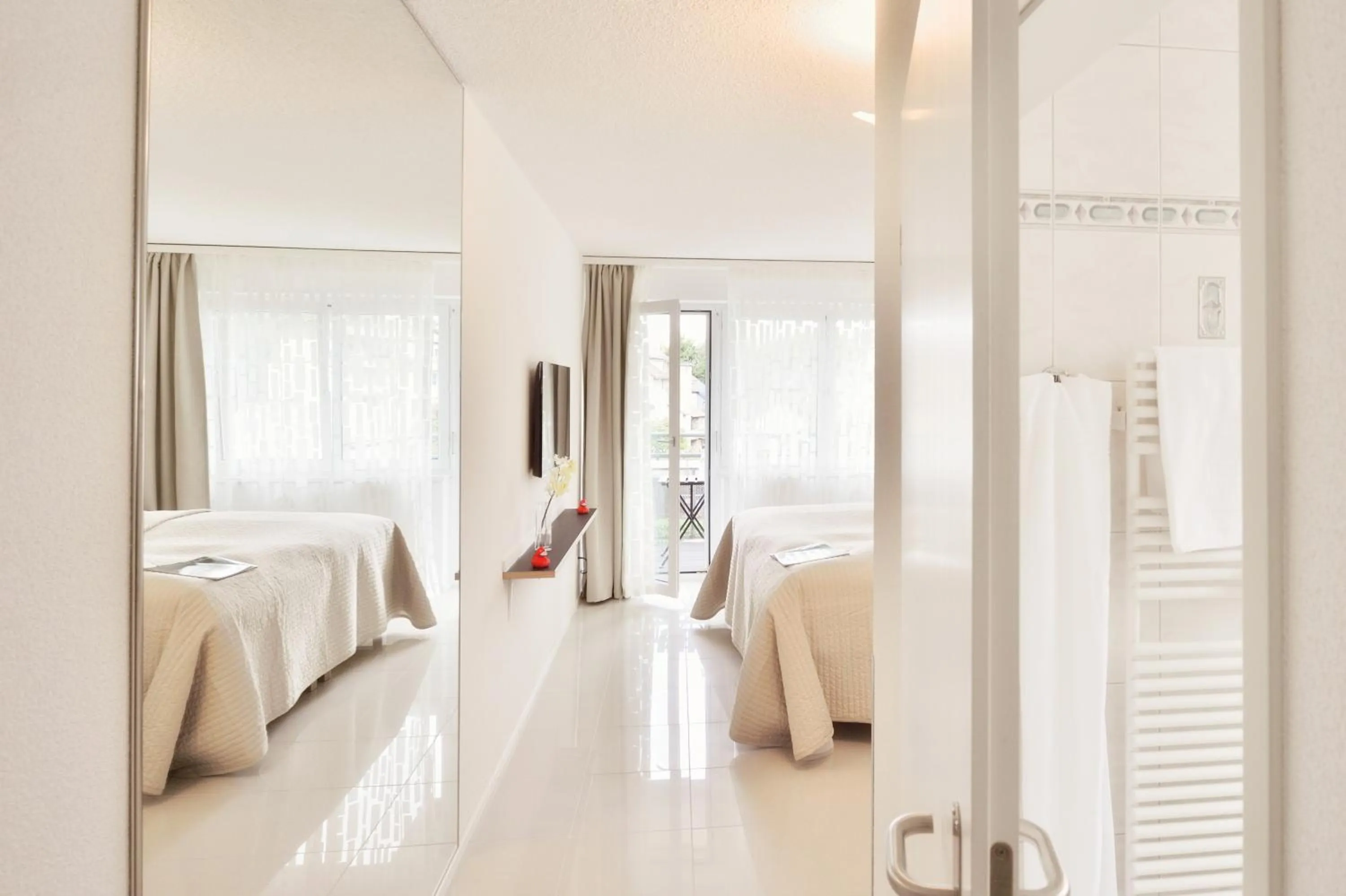 Bedroom, Bed in Hotel SiX