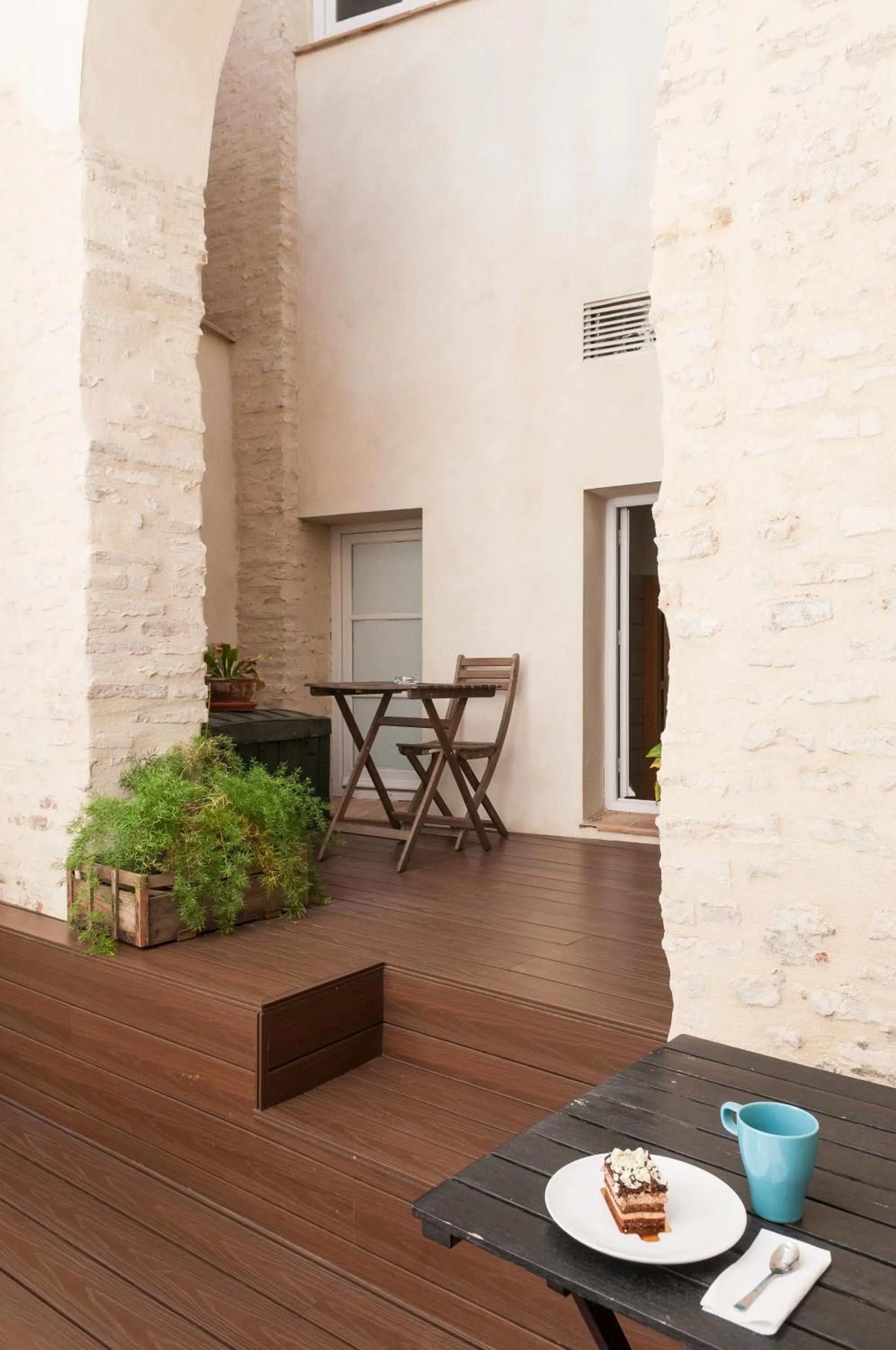 Patio in The Nomad Hostel&Pension