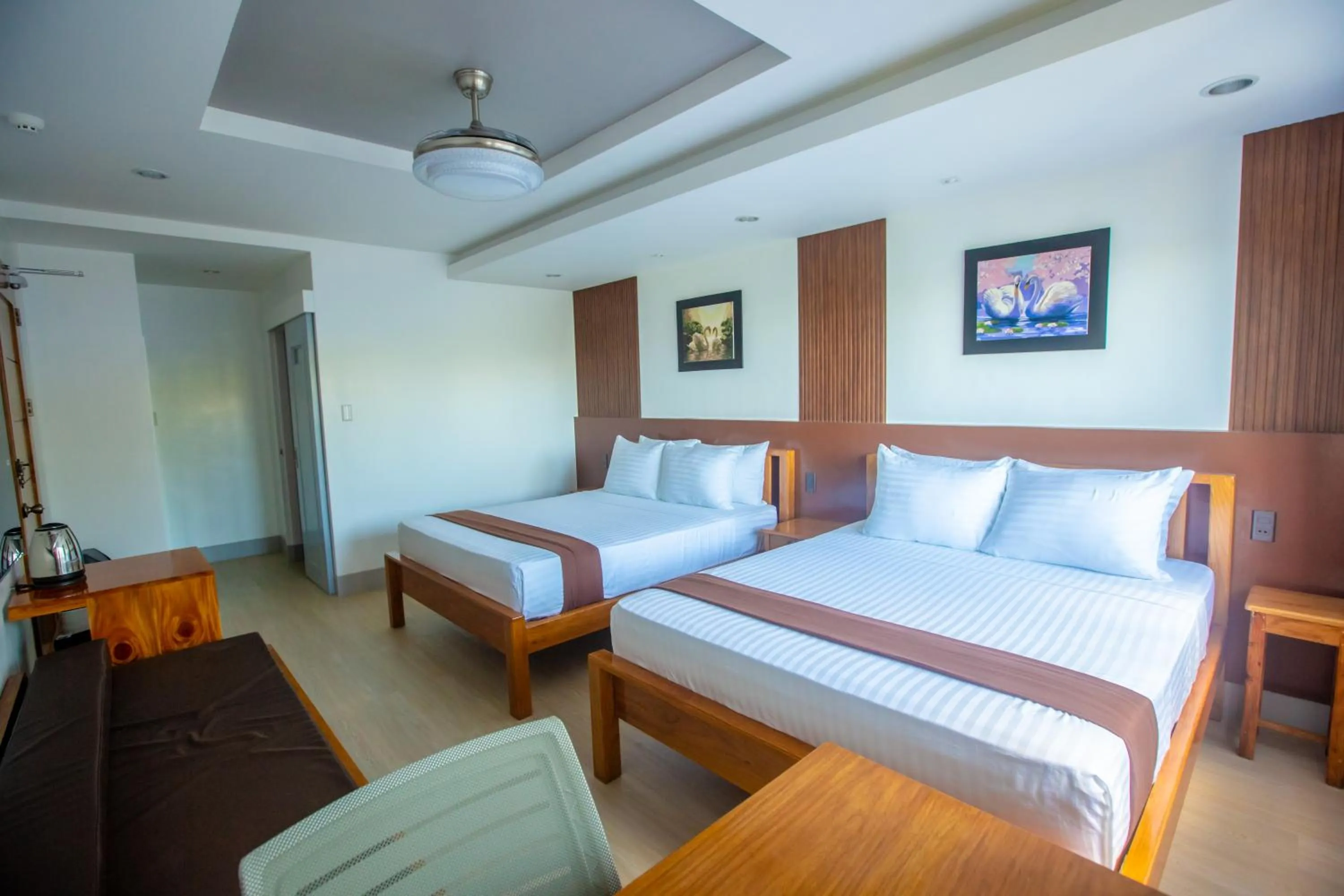 Bedroom, Bed in Horizon Hotel Romblon