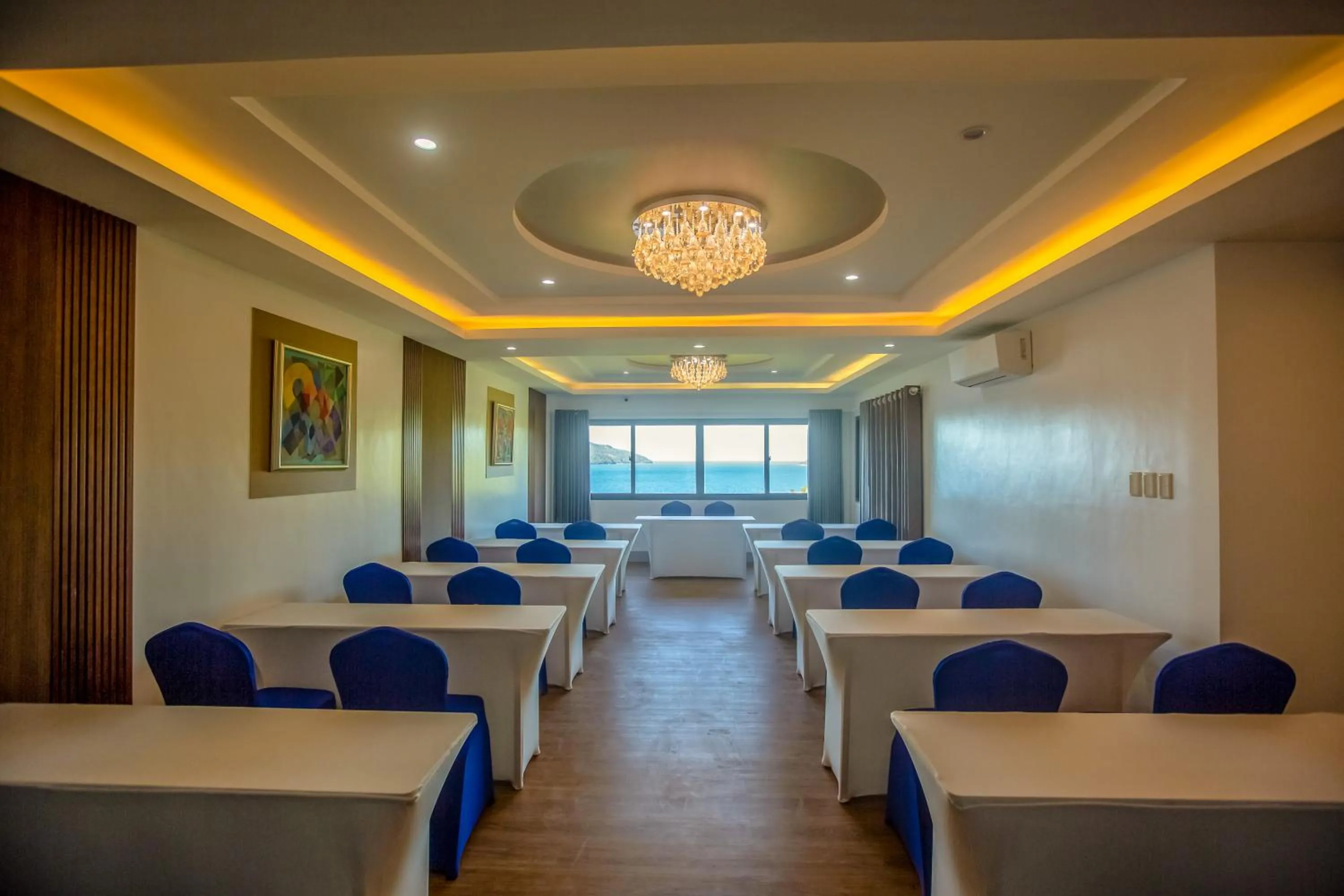 Meeting/conference room in Horizon Hotel Romblon