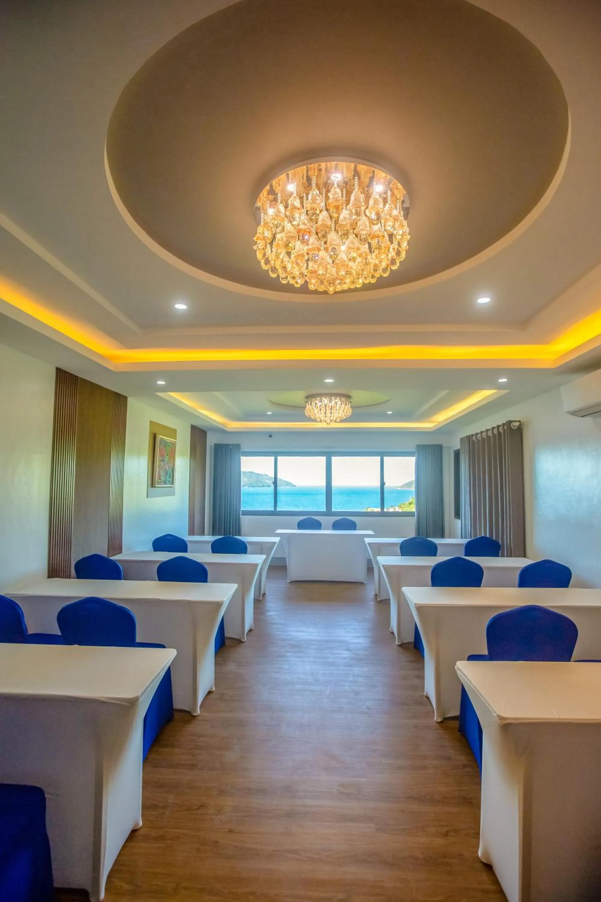 Meeting/conference room in Horizon Hotel Romblon