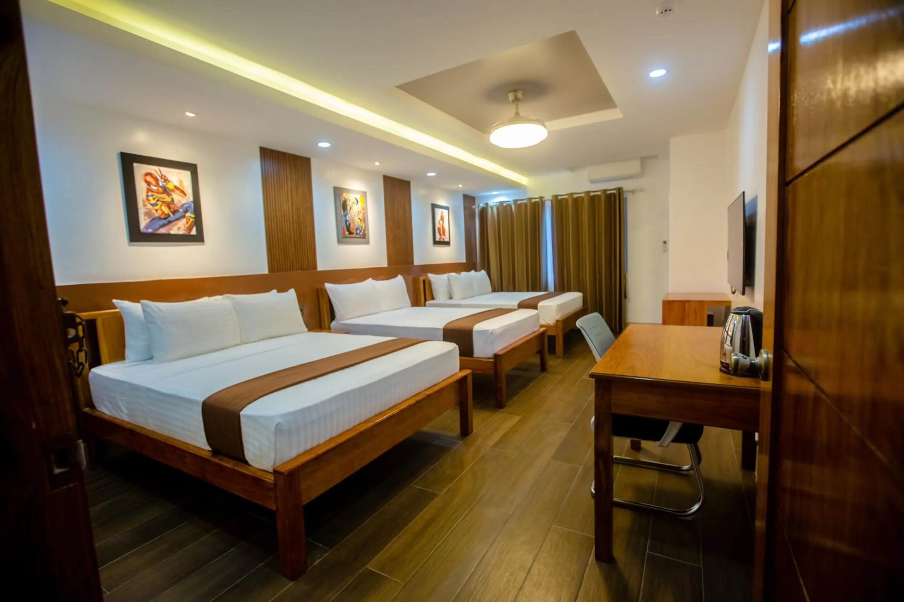 Bedroom, Bed in Horizon Hotel Romblon