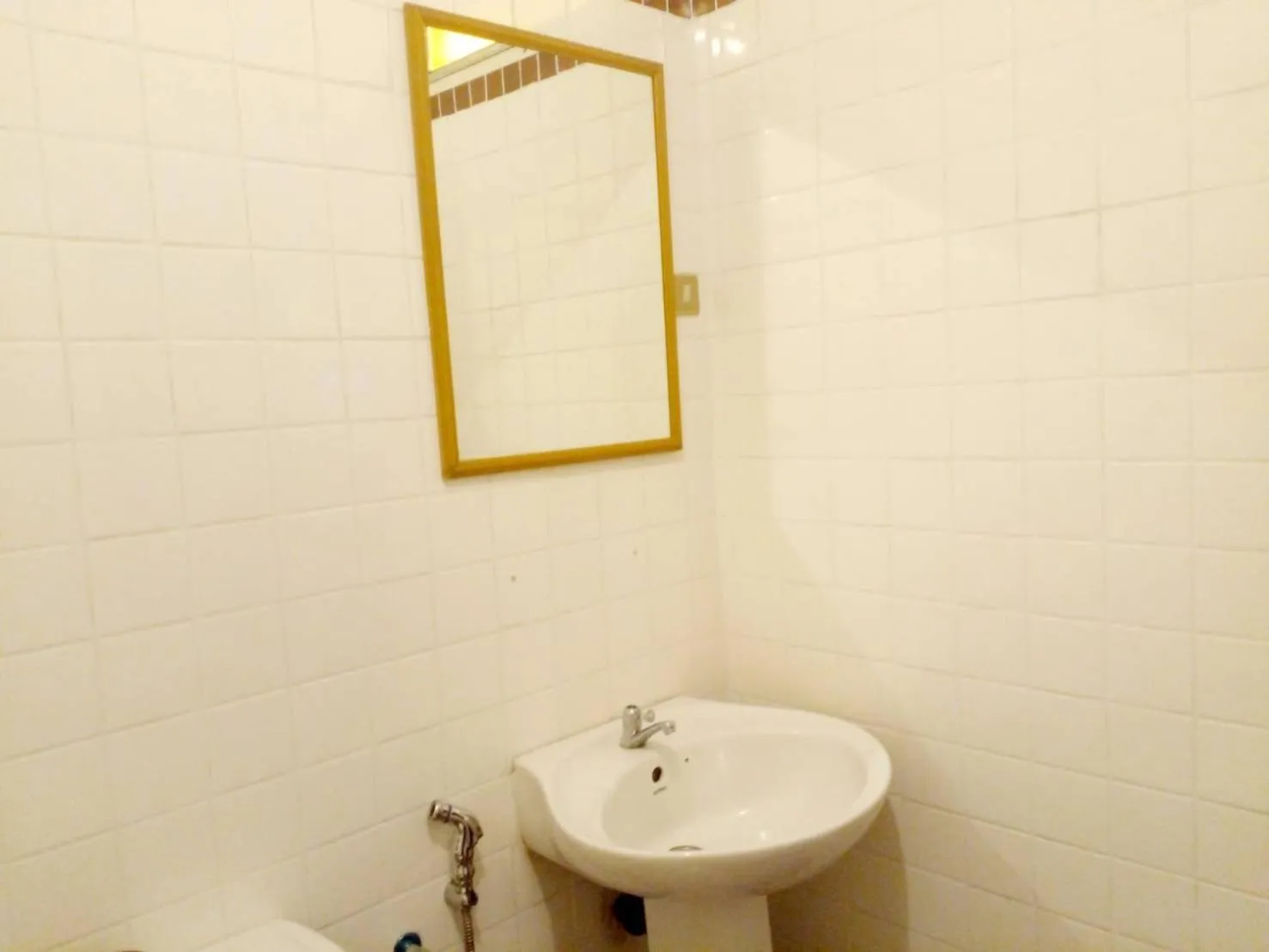 Bathroom in Golden Triangle Palace Hotel