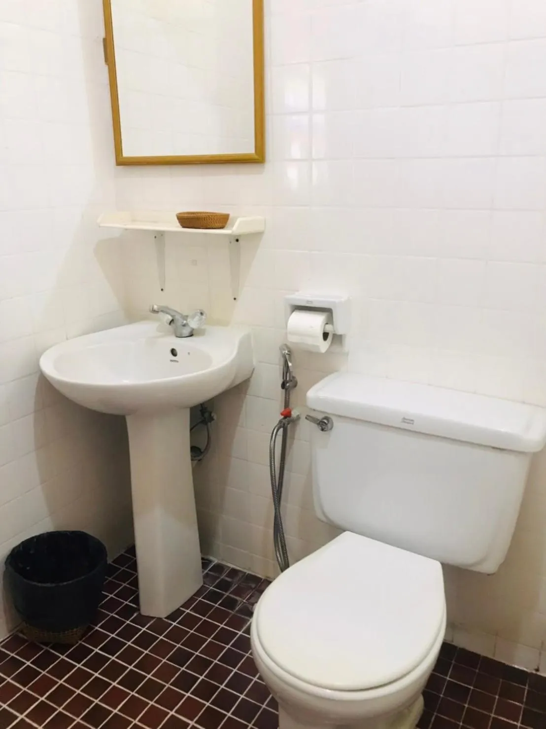 Bathroom in Golden Triangle Palace Hotel