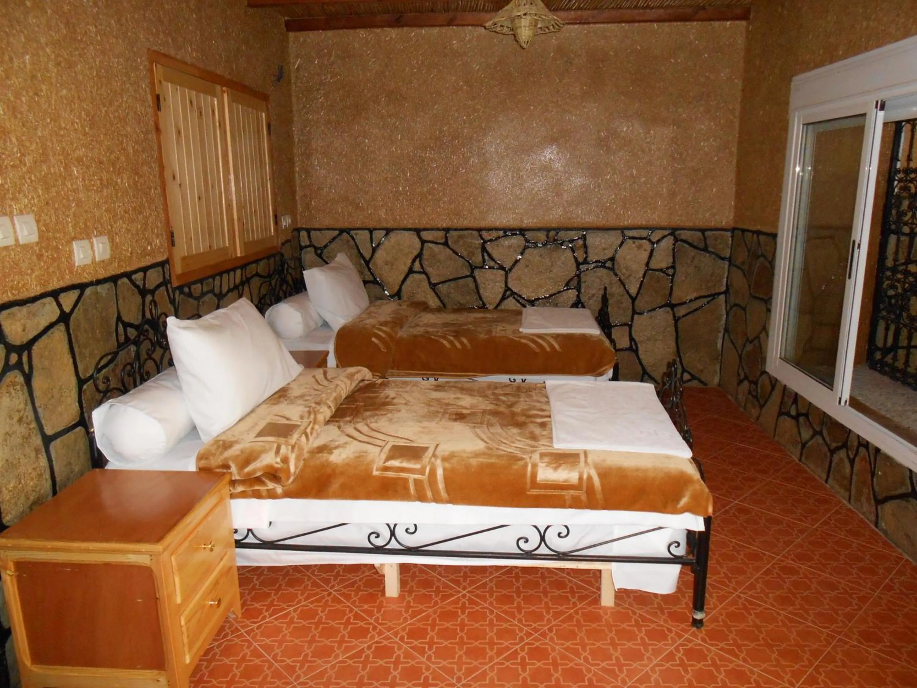 Bed in La Petite Gorge, Hôtel & Restaurant Todra Gorge