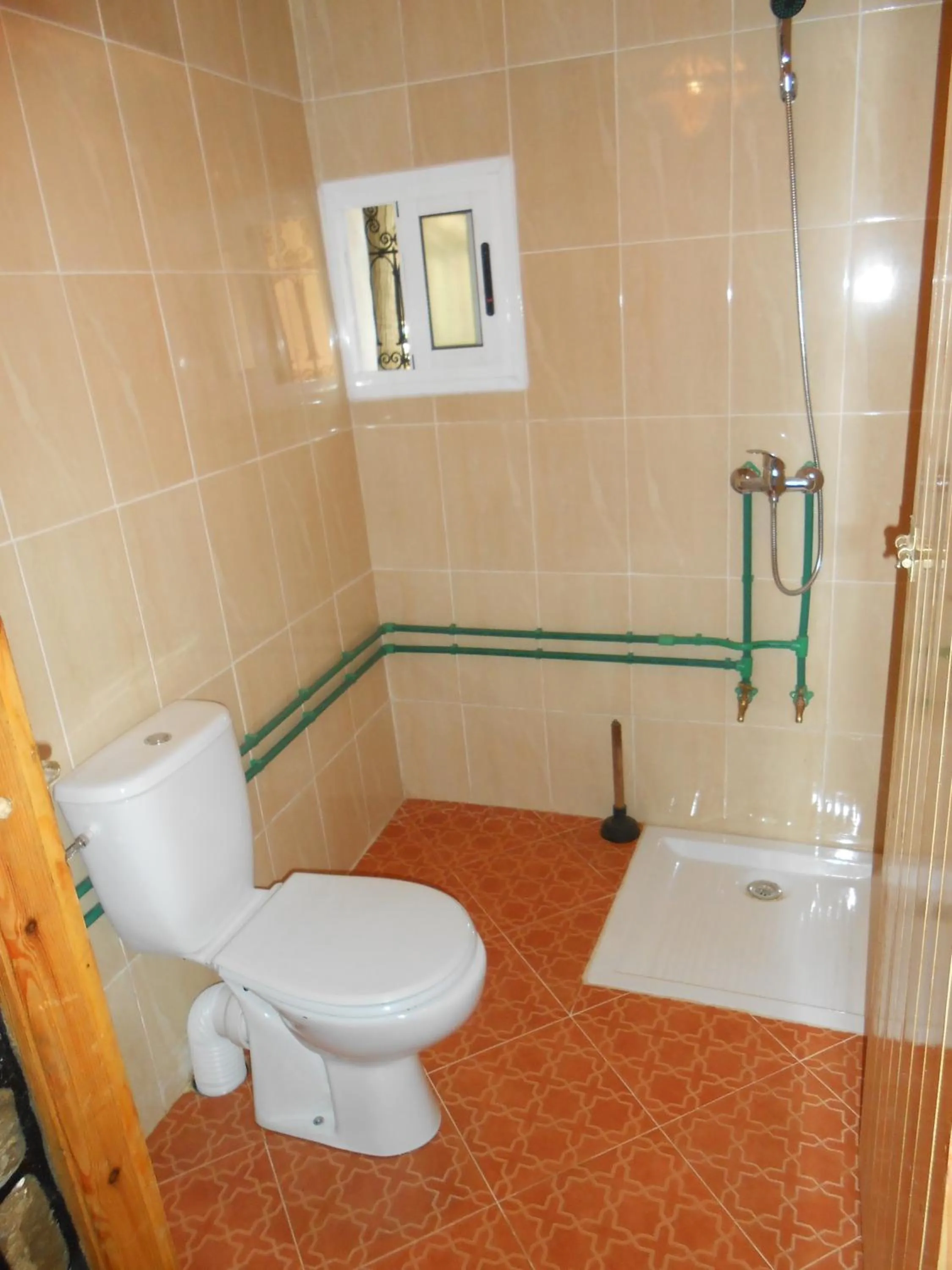 Bathroom in La Petite Gorge, Hôtel & Restaurant Todra Gorge