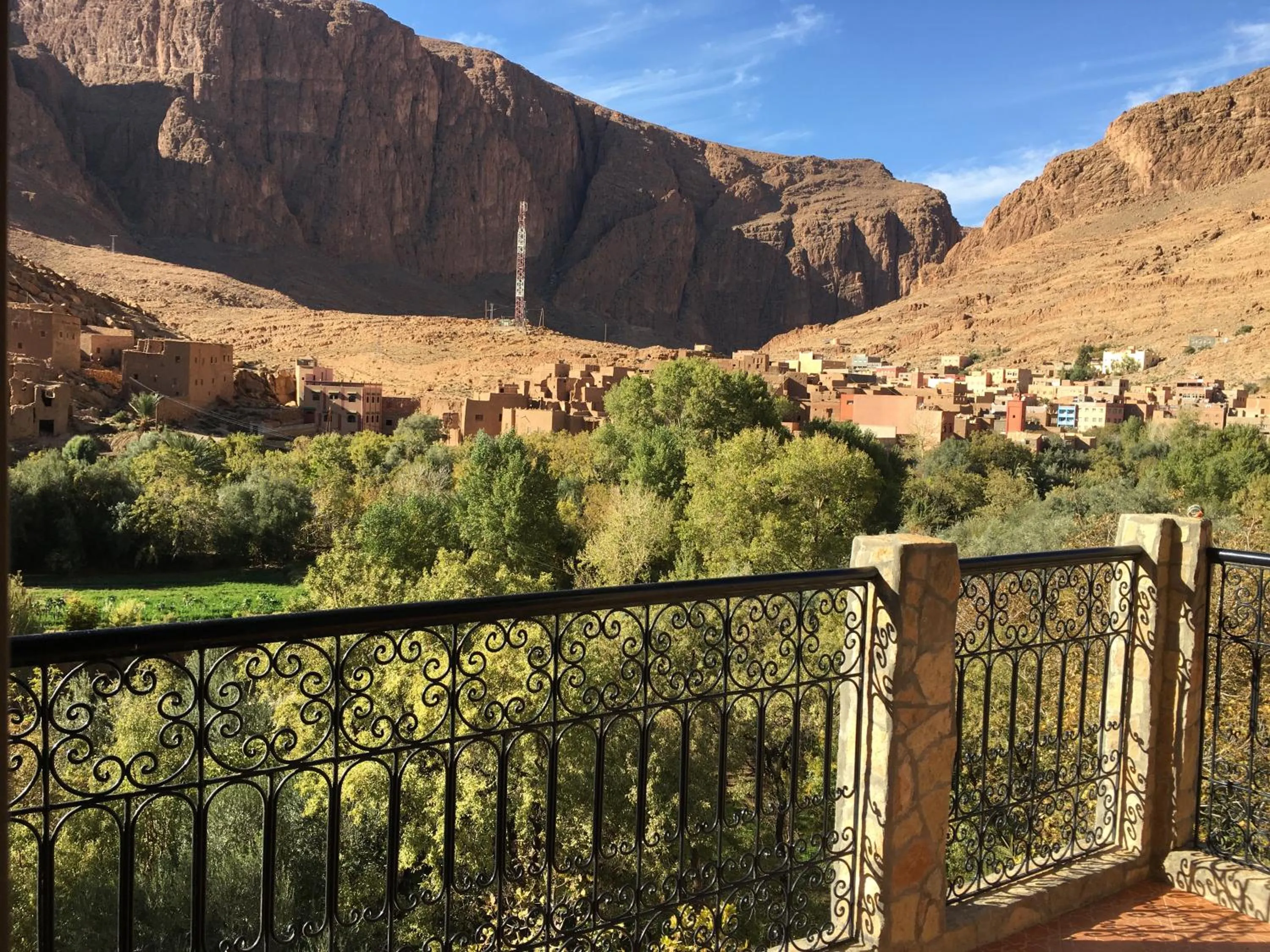 Balcony/Terrace in La Petite Gorge, Hôtel & Restaurant Todra Gorge