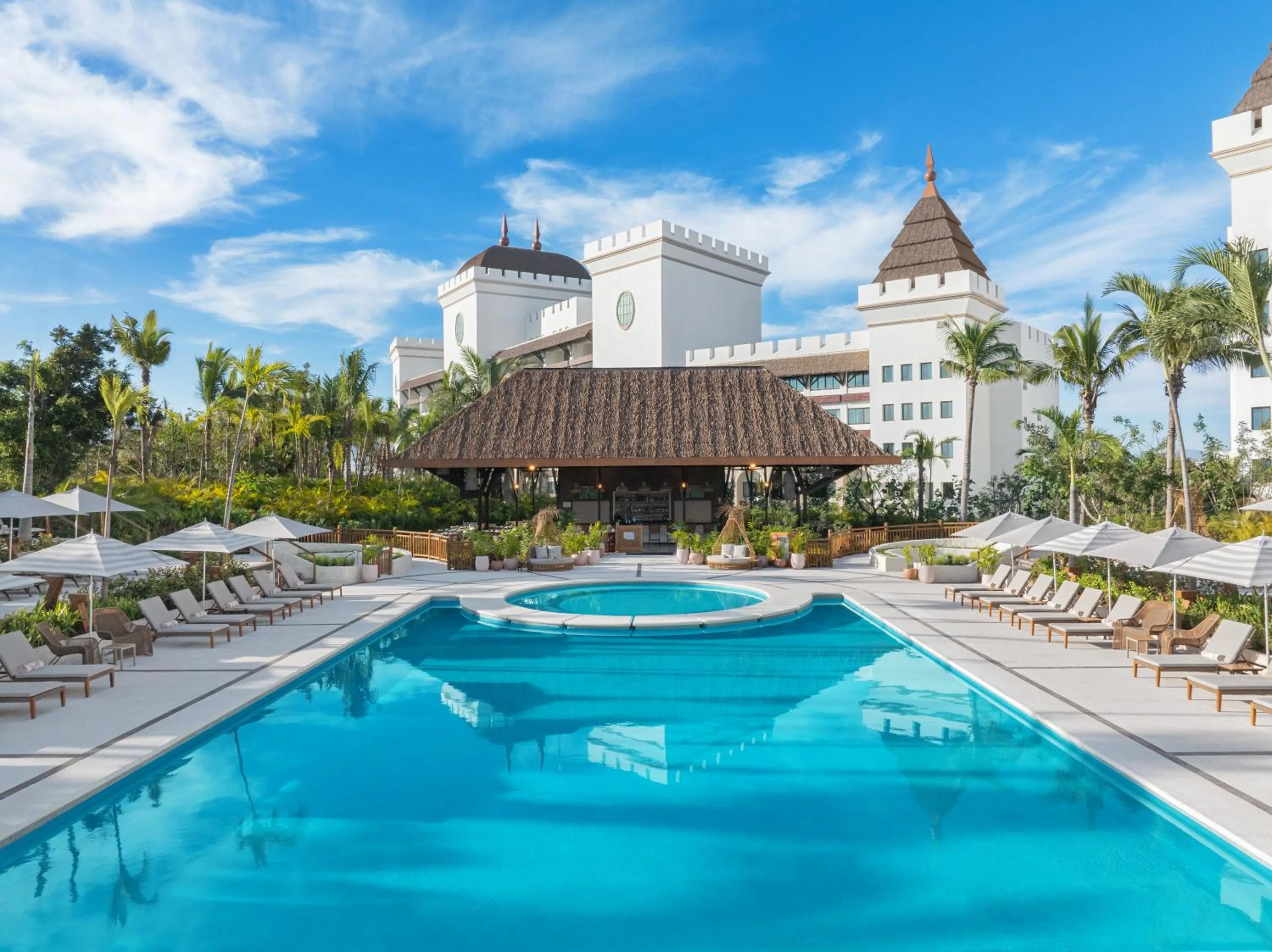 Property building in BON Hotel at VidantaWorld Nuevo Vallarta