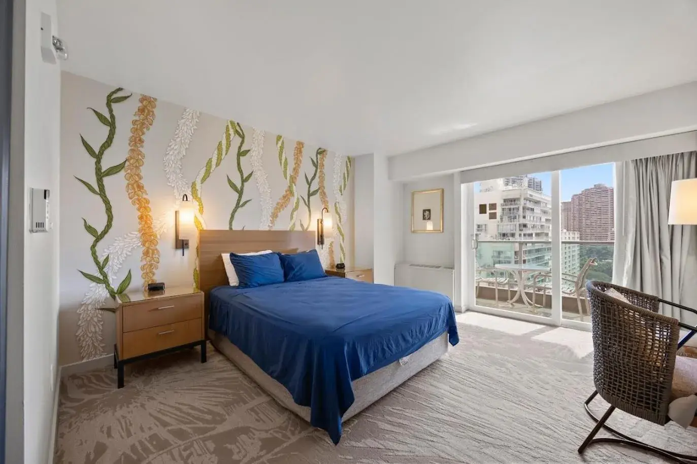 Double Room with Balcony and Sea View in Ala Moana Hotel _ Ocean view with balcony Double Room with Balcony and Sea View in Ala Moana Hotel _ Ocean view with balcony