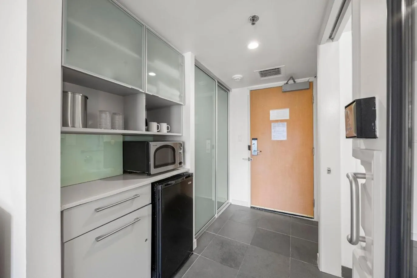 Ala Moana Hotel _ Ocean view with balcony