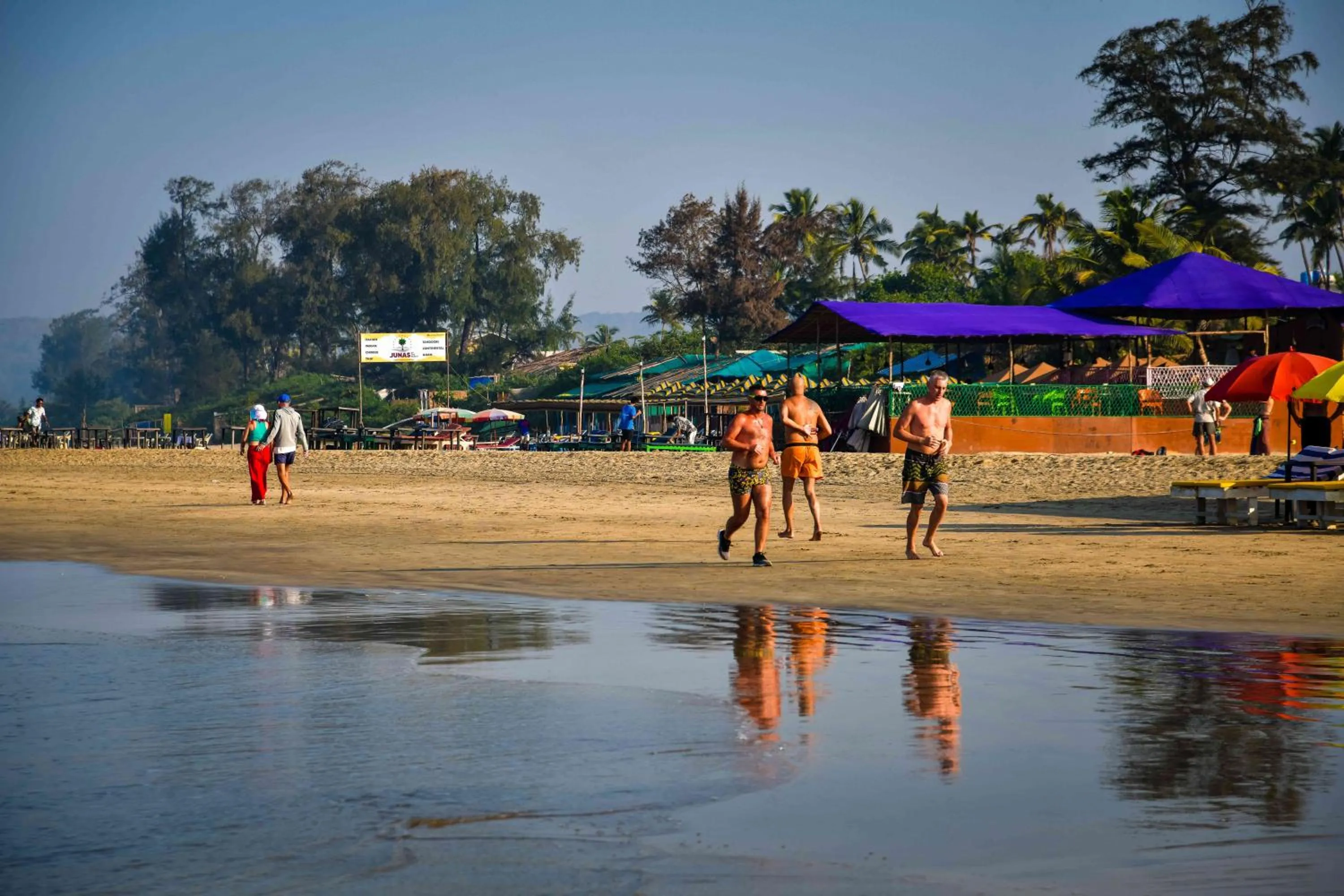36 Yard Beach Cottages