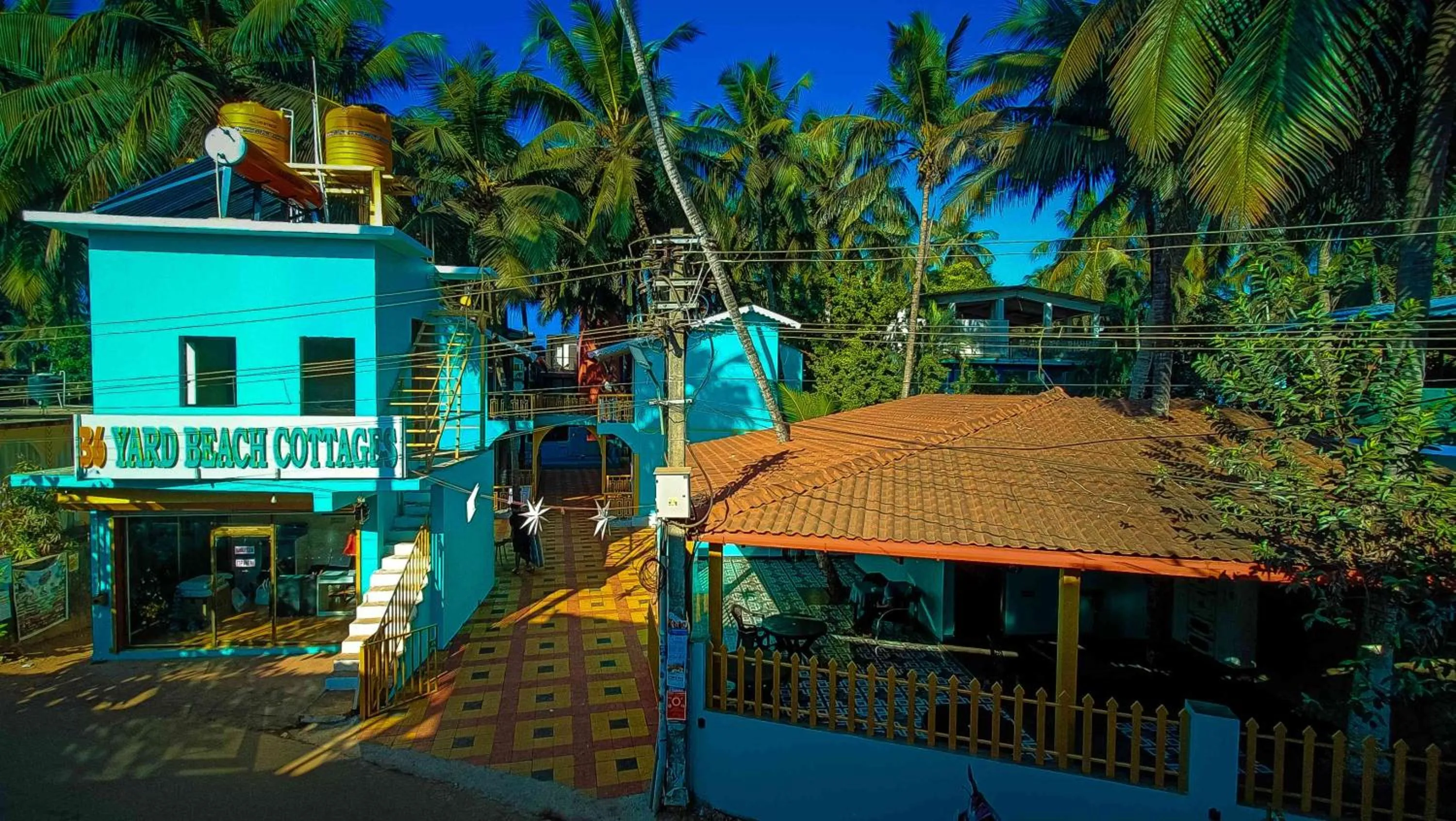 Property building in 36 Yard Beach Cottages