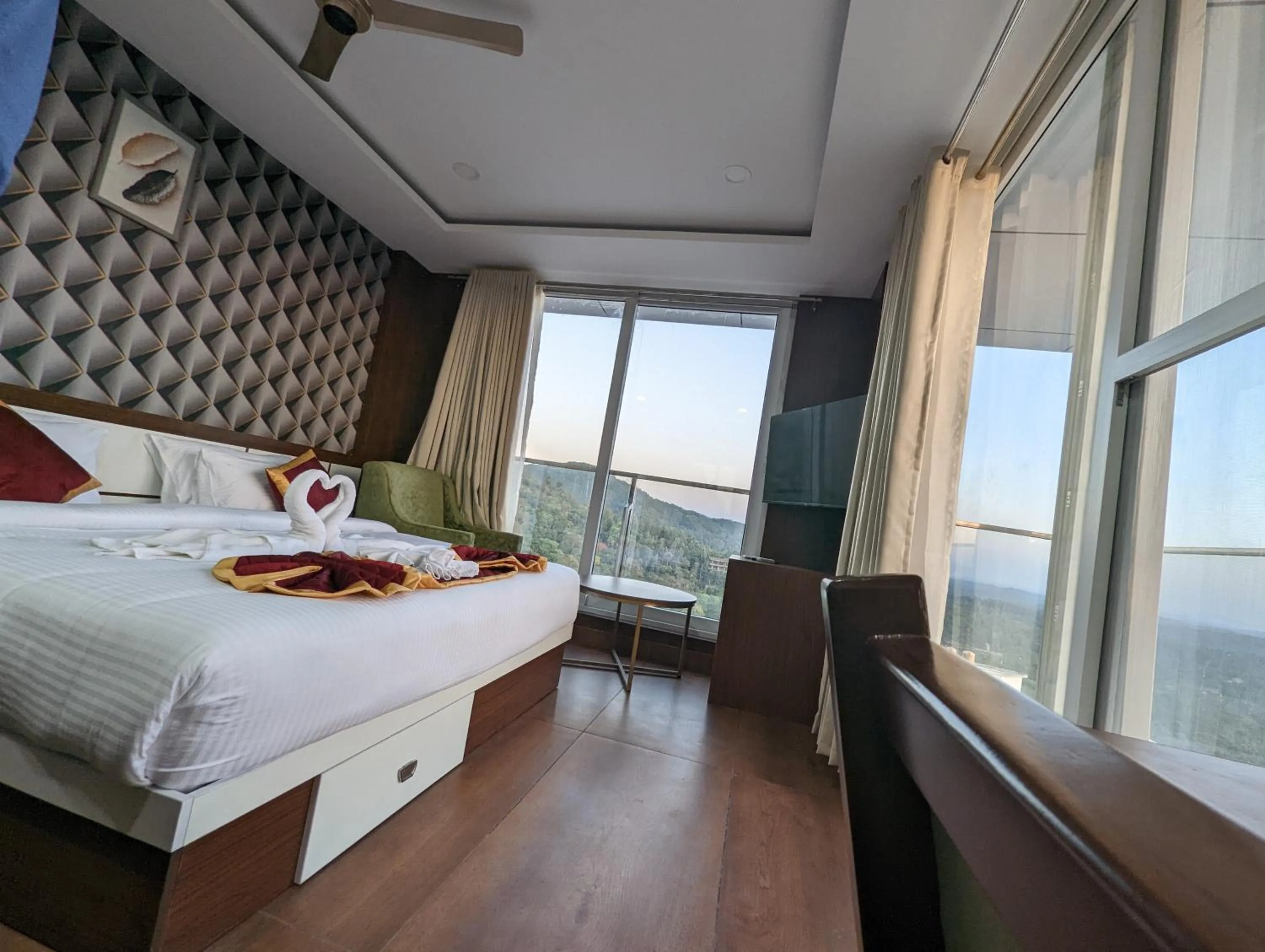 Mountain view, Bed in OXYRICH