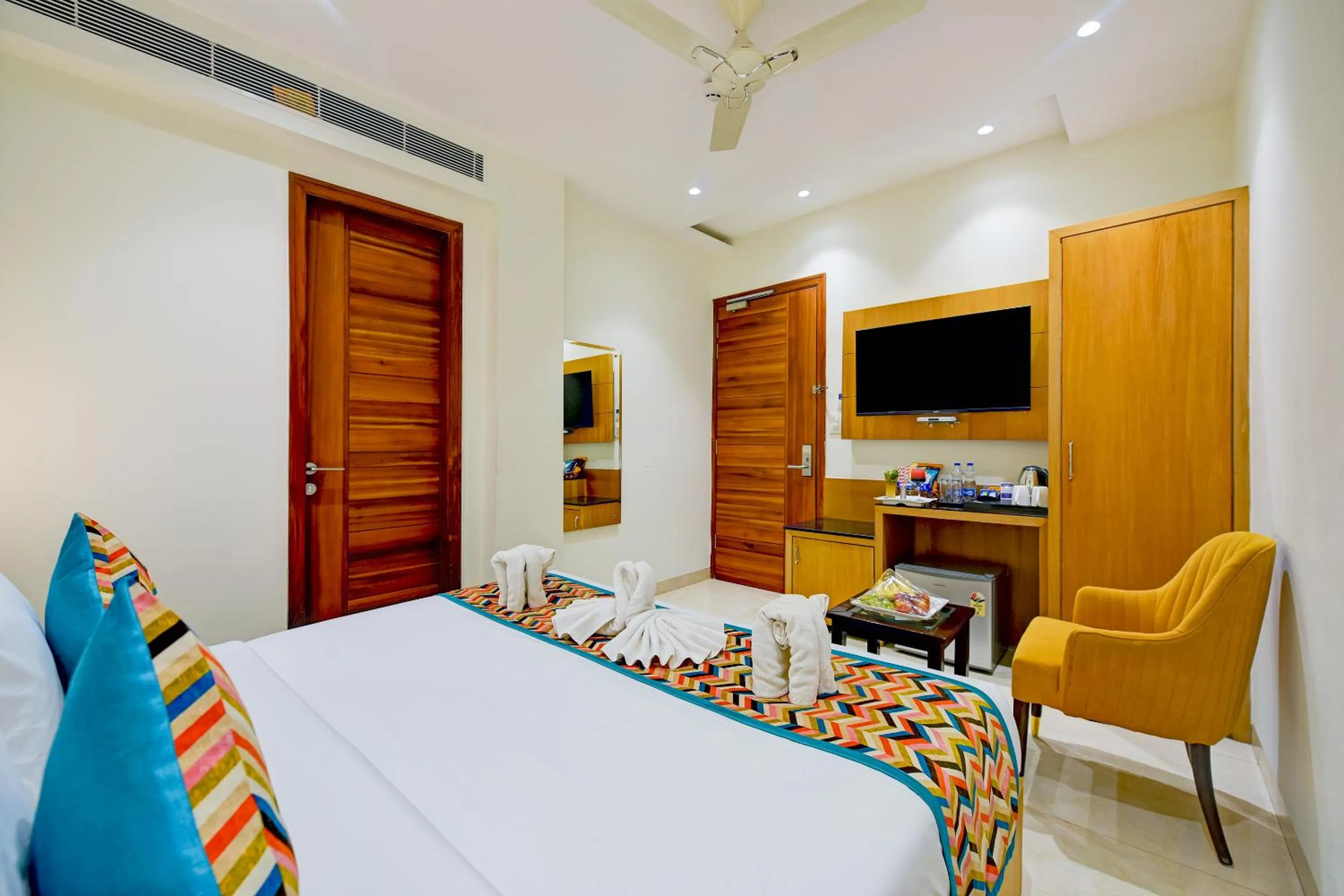 Seating area, Bed in Classio Royale By iO Hotels Near Golden Temple