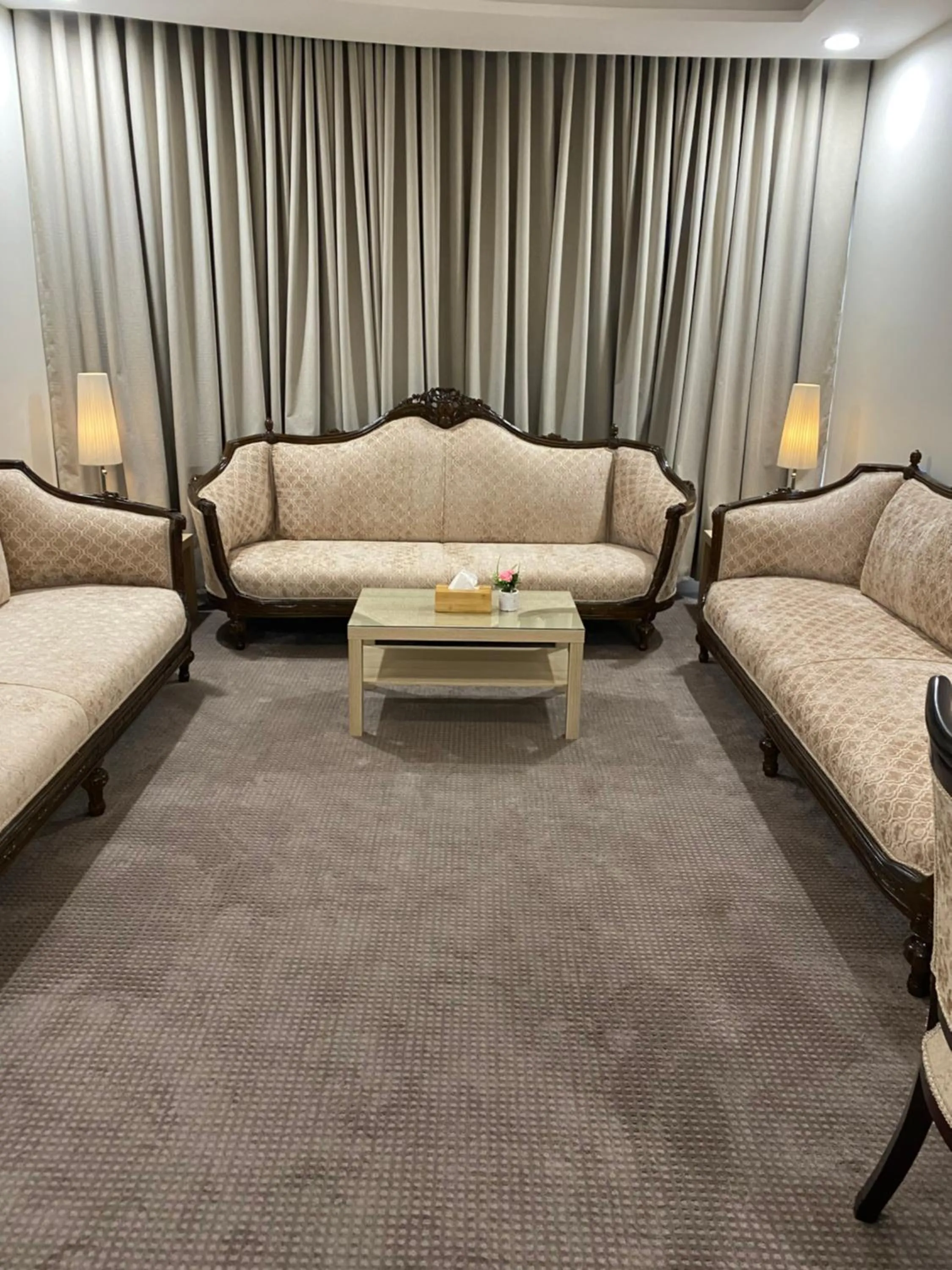 Seating area in جلنار الشرق للشقق المخدومة