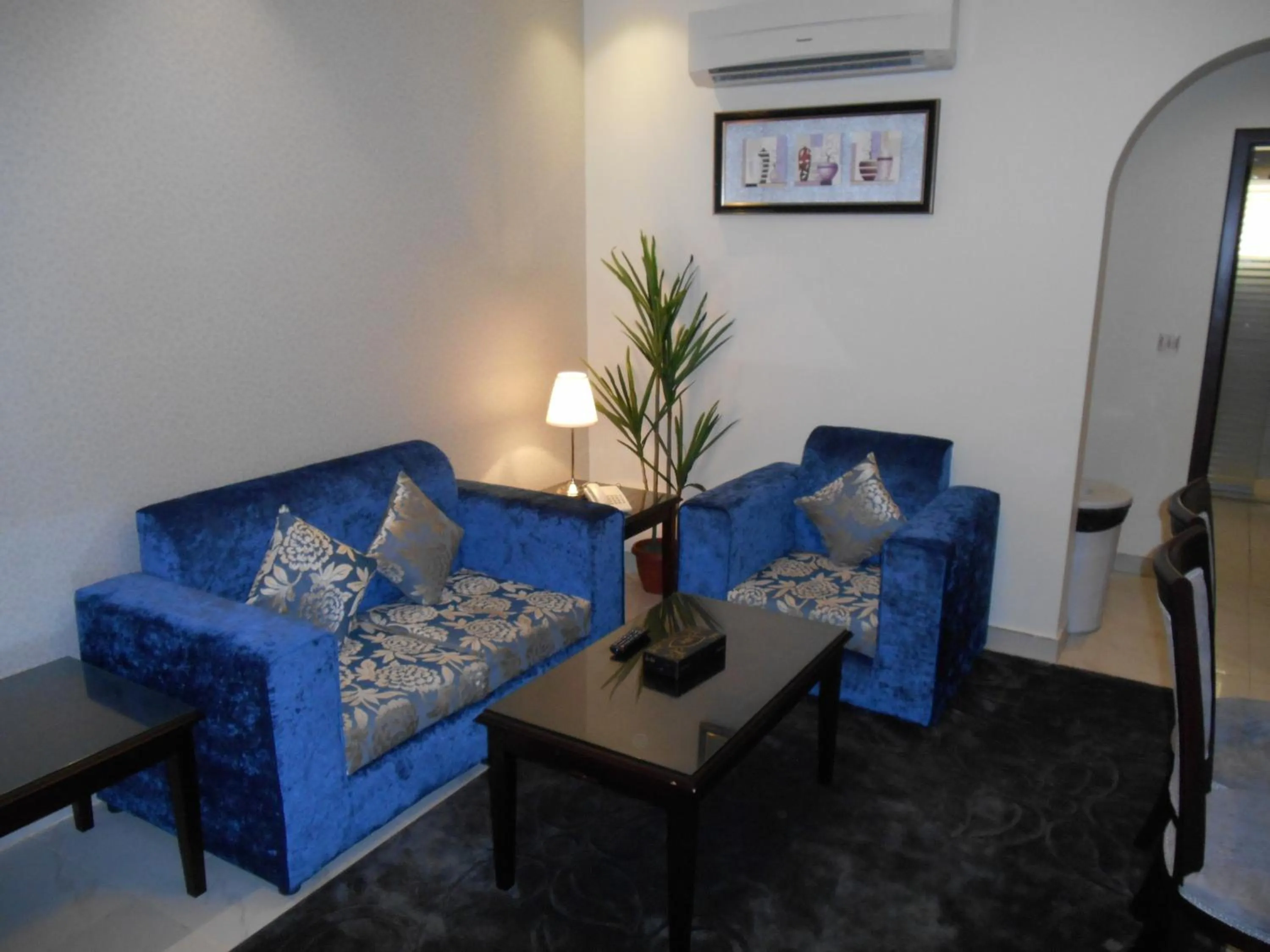 Living room in جلنار الشرق للشقق المخدومة