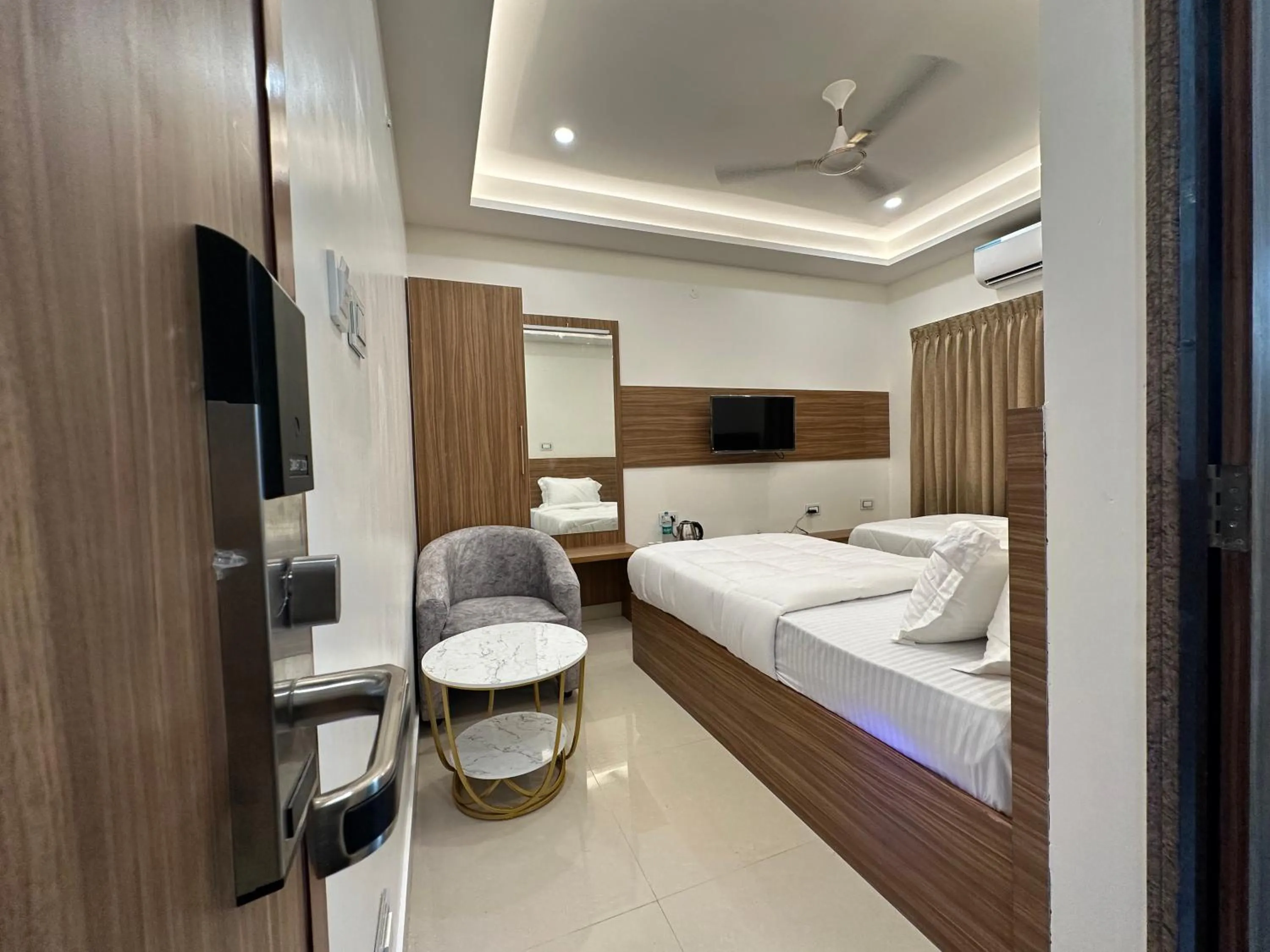 TV and multimedia, Bed in SRI KRISHNA RESIDENCY Srirangam