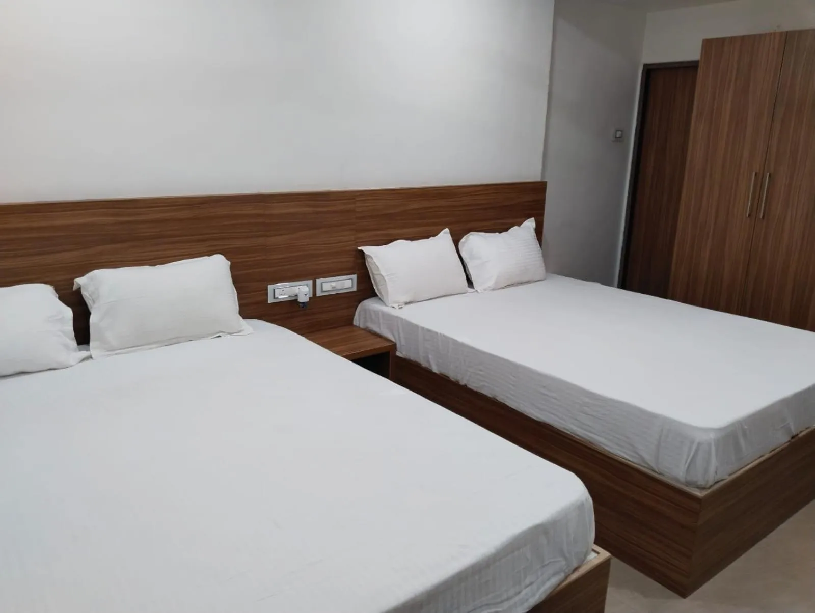 Bed in SRI KRISHNA RESIDENCY Srirangam