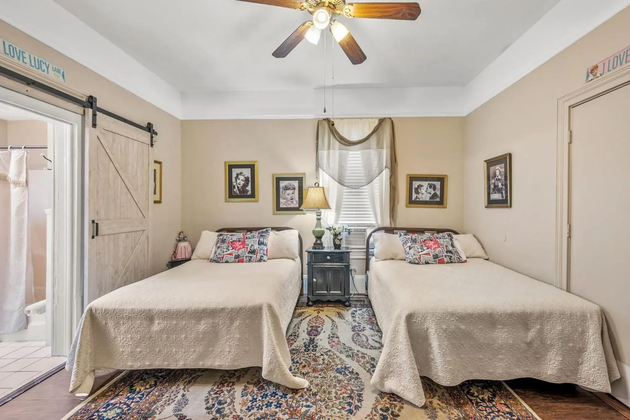 Superior Family Room in Goodbread House Bed and Breakfast Superior Family Room in Goodbread House Bed and Breakfast