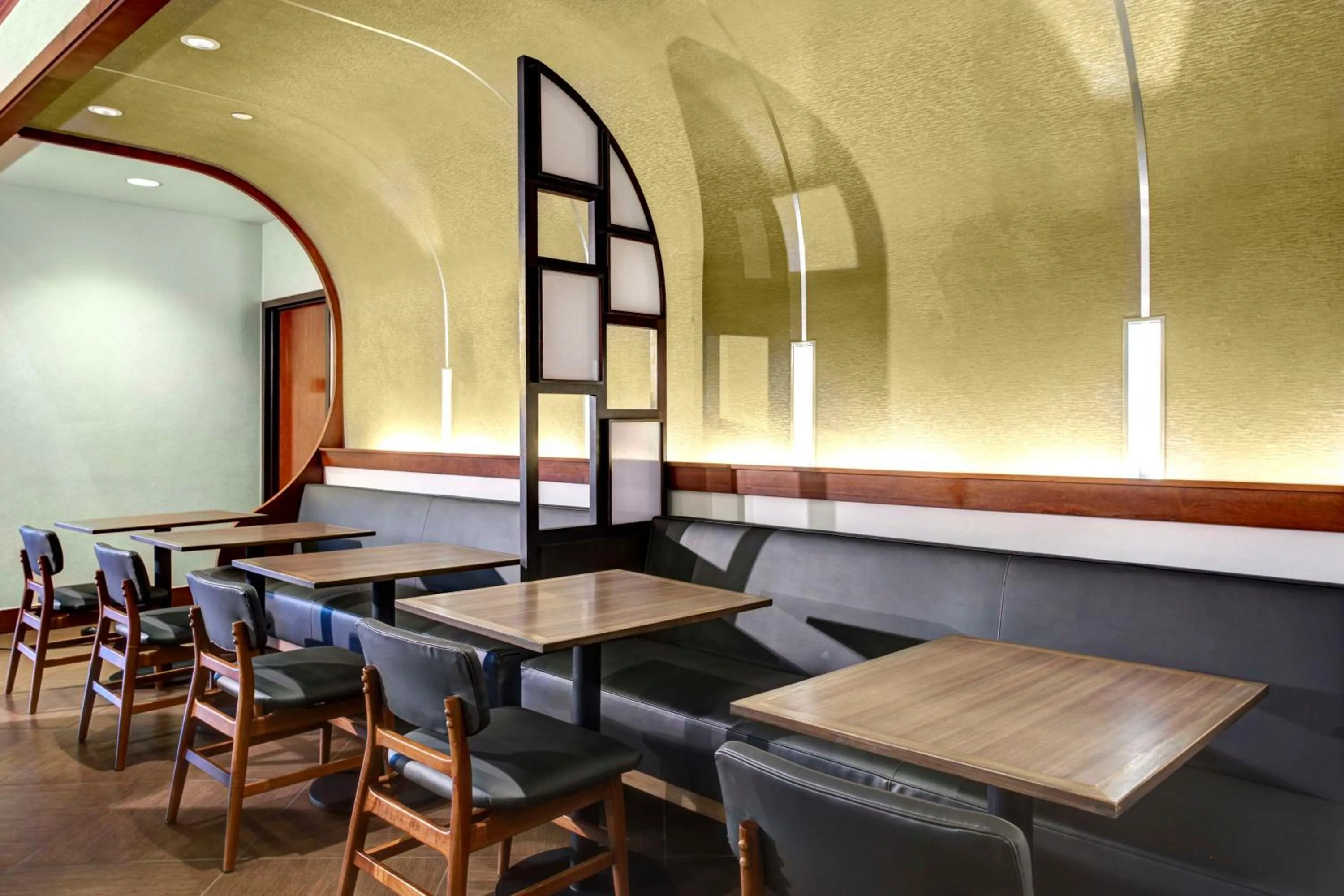 Breakfast in Hyatt Place Louisville-East