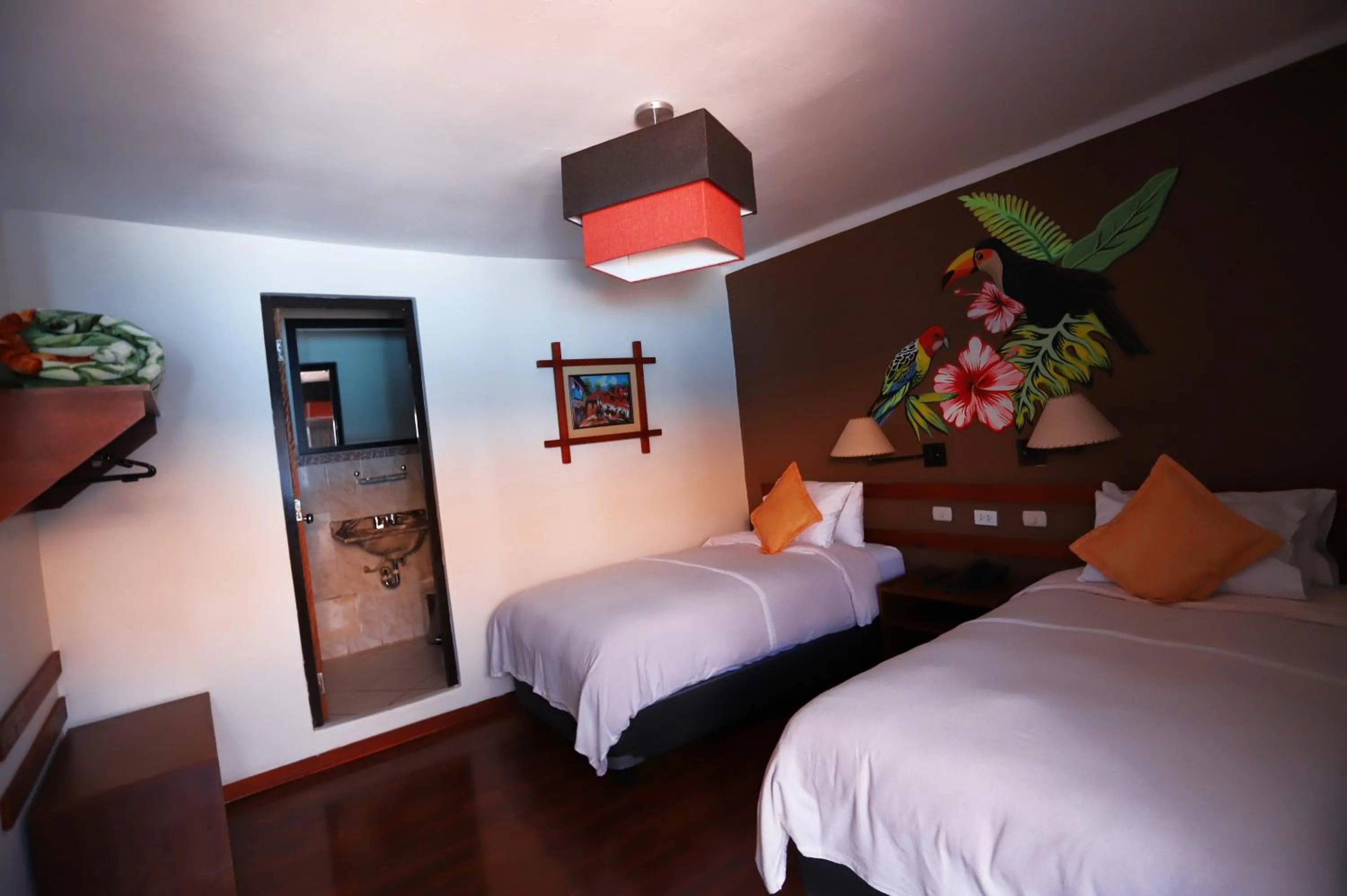 Photo of the whole room in La Casona de Rimacpampa