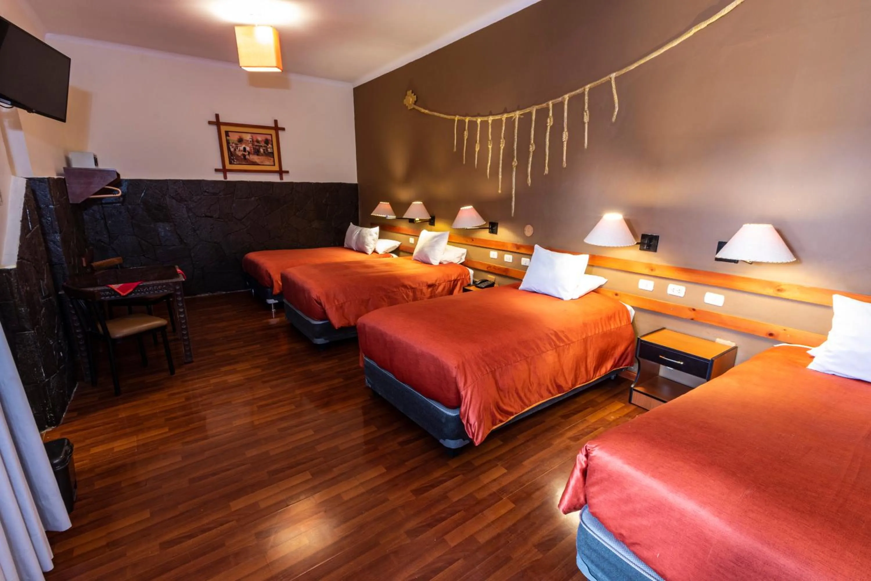 Photo of the whole room in La Casona de Rimacpampa