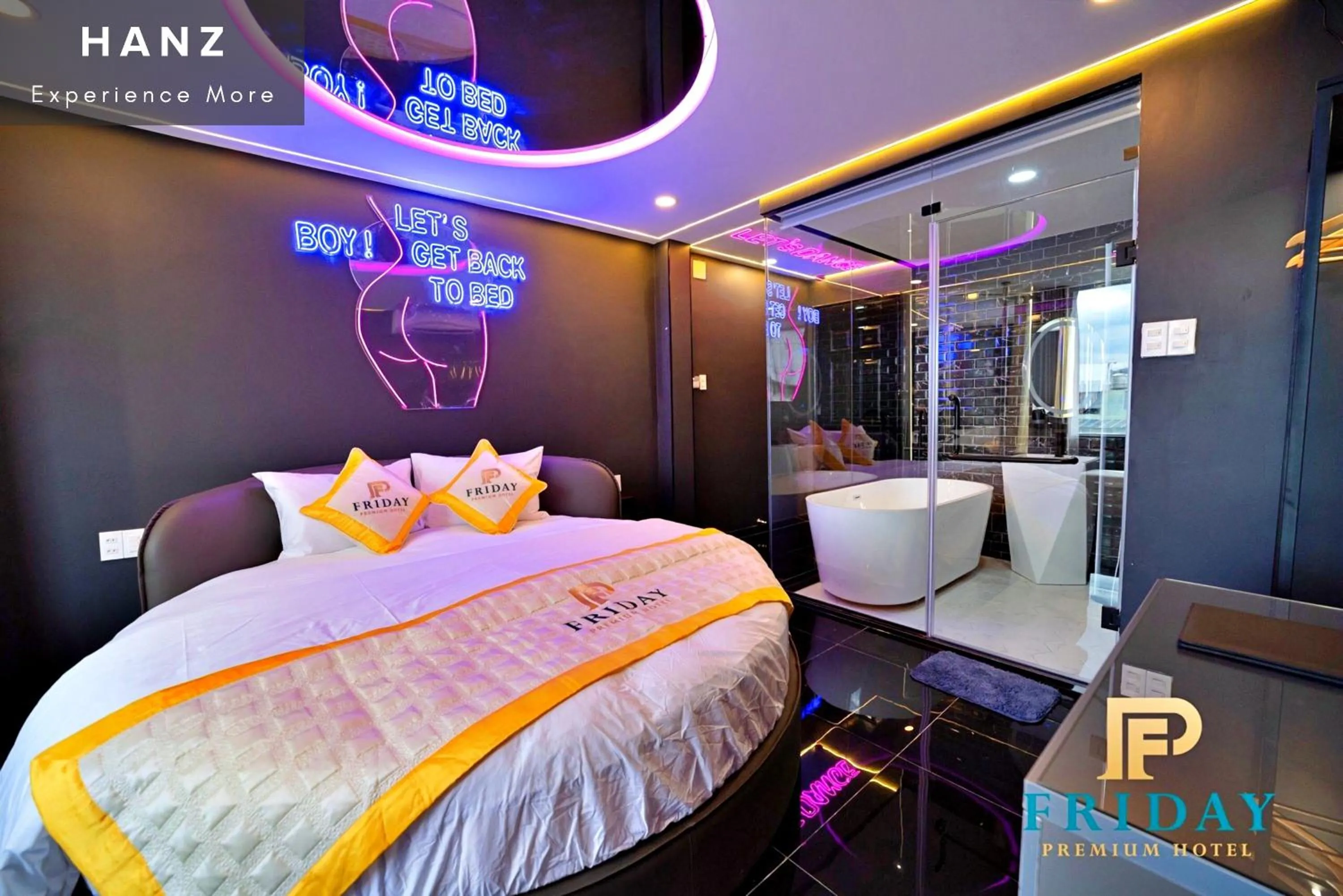 Bed in HANZ Premium Friday Hotel Saigon