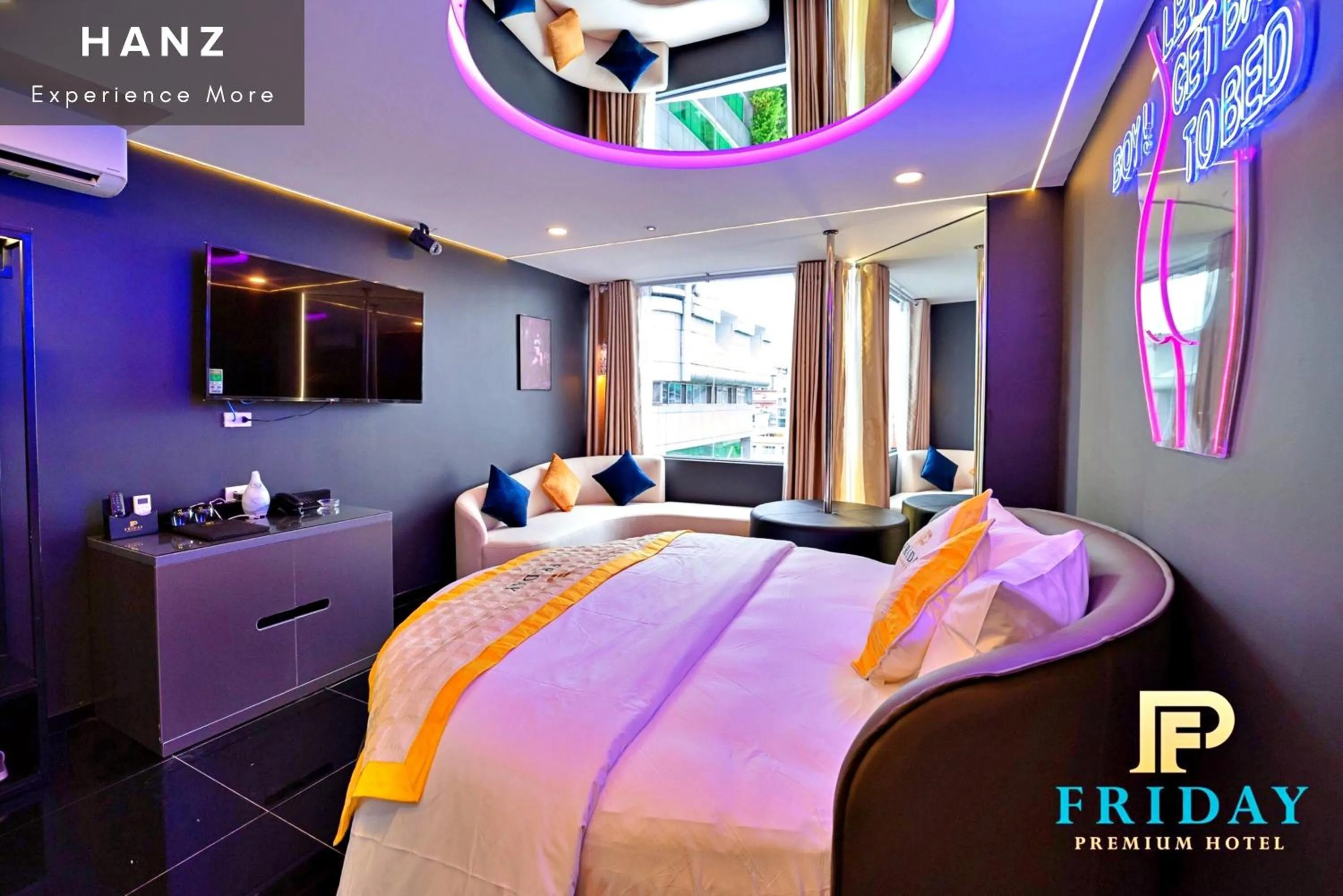 Bed in HANZ Premium Friday Hotel Saigon