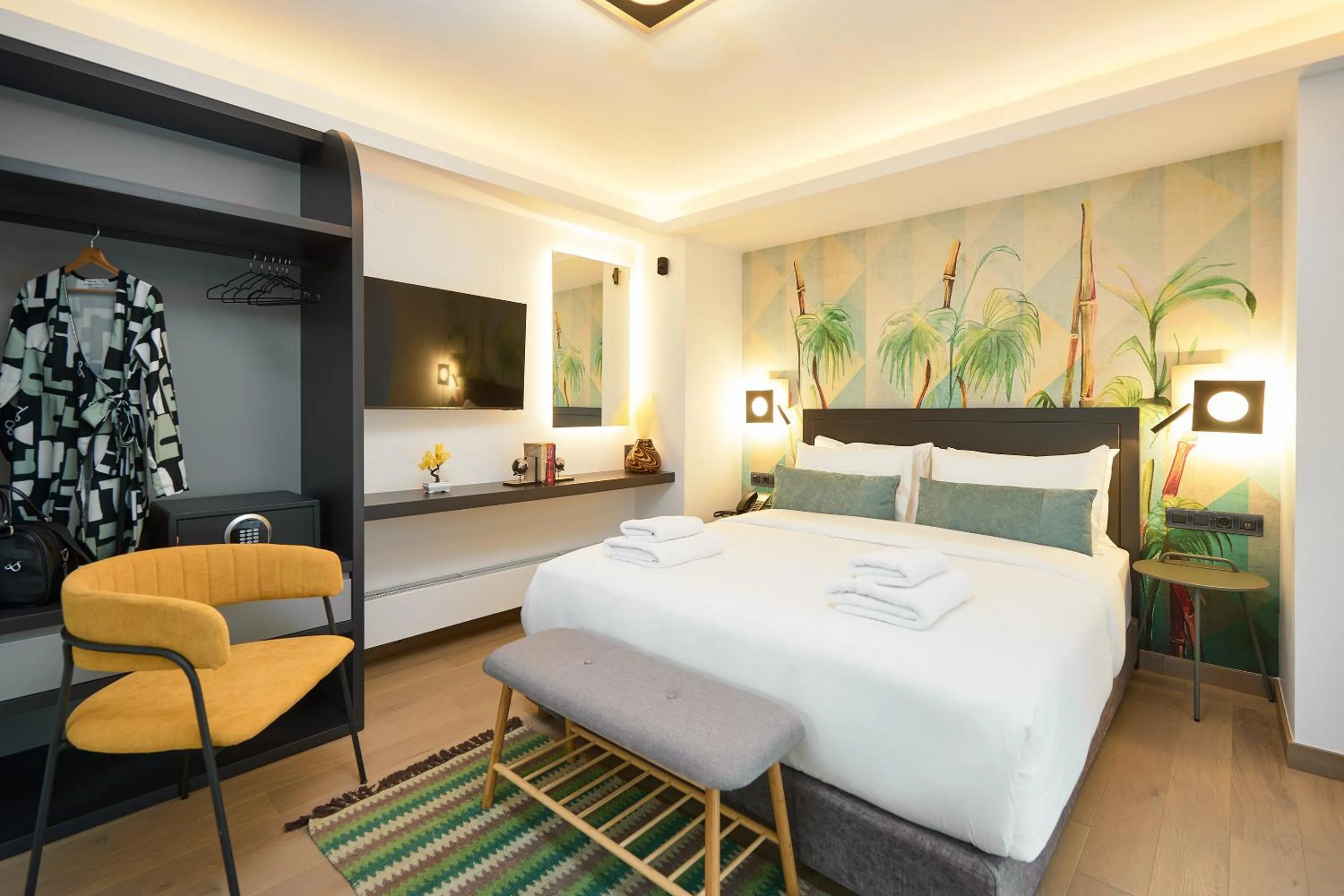 Bedroom, Bed in SIGMA Suites Hotel