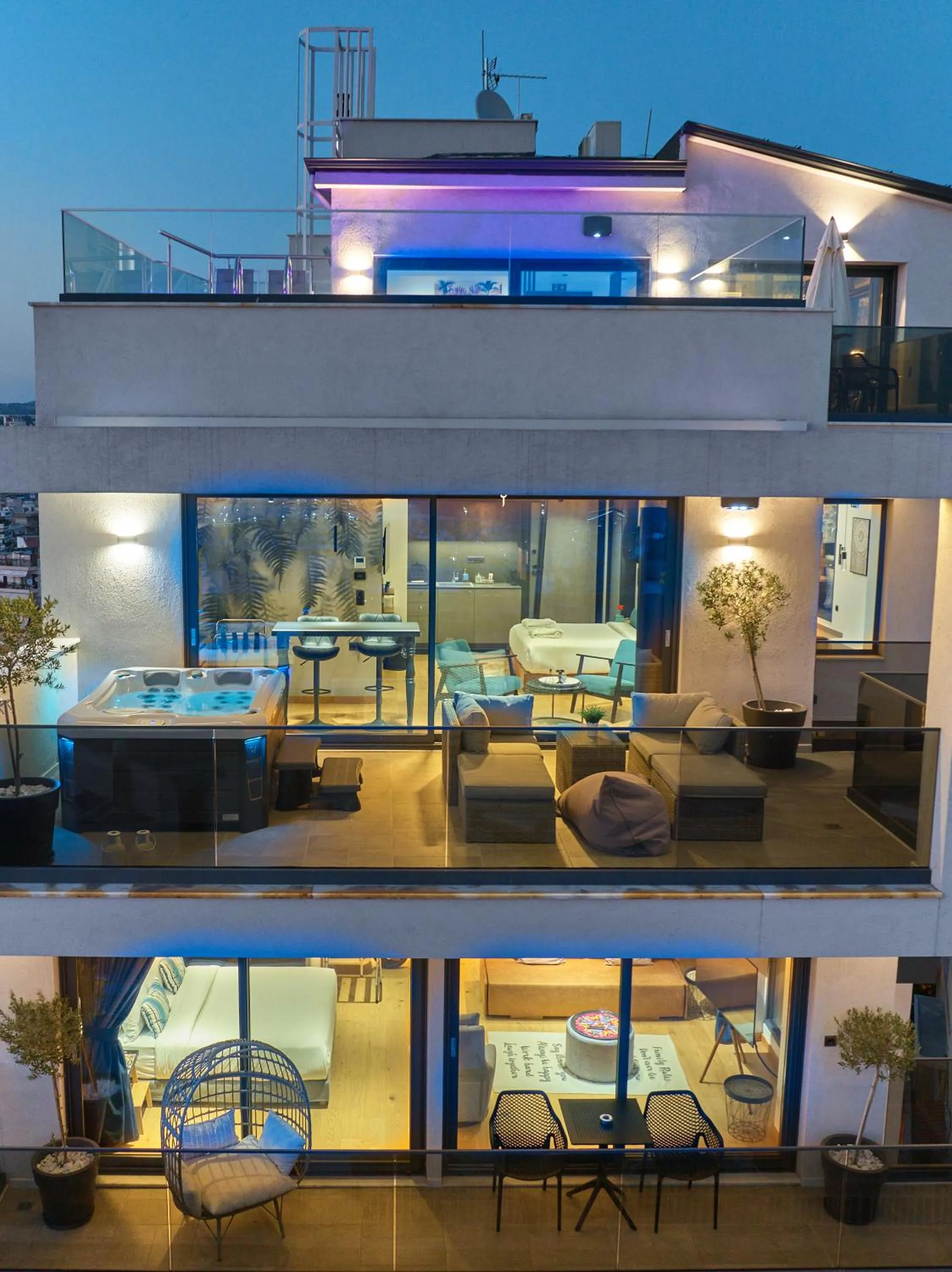 Balcony/Terrace in SIGMA Suites Hotel