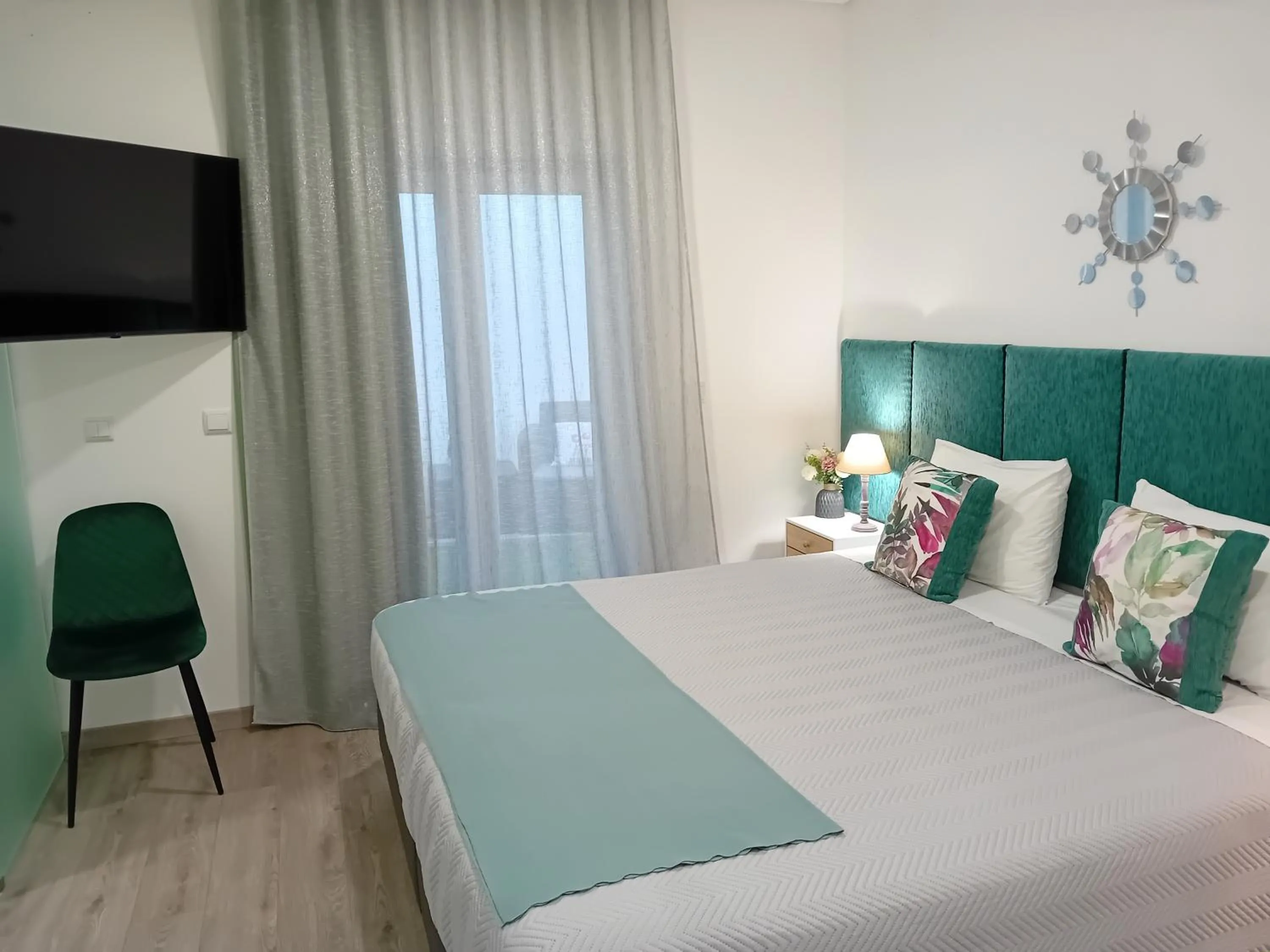 Bed in Garden House Fundão