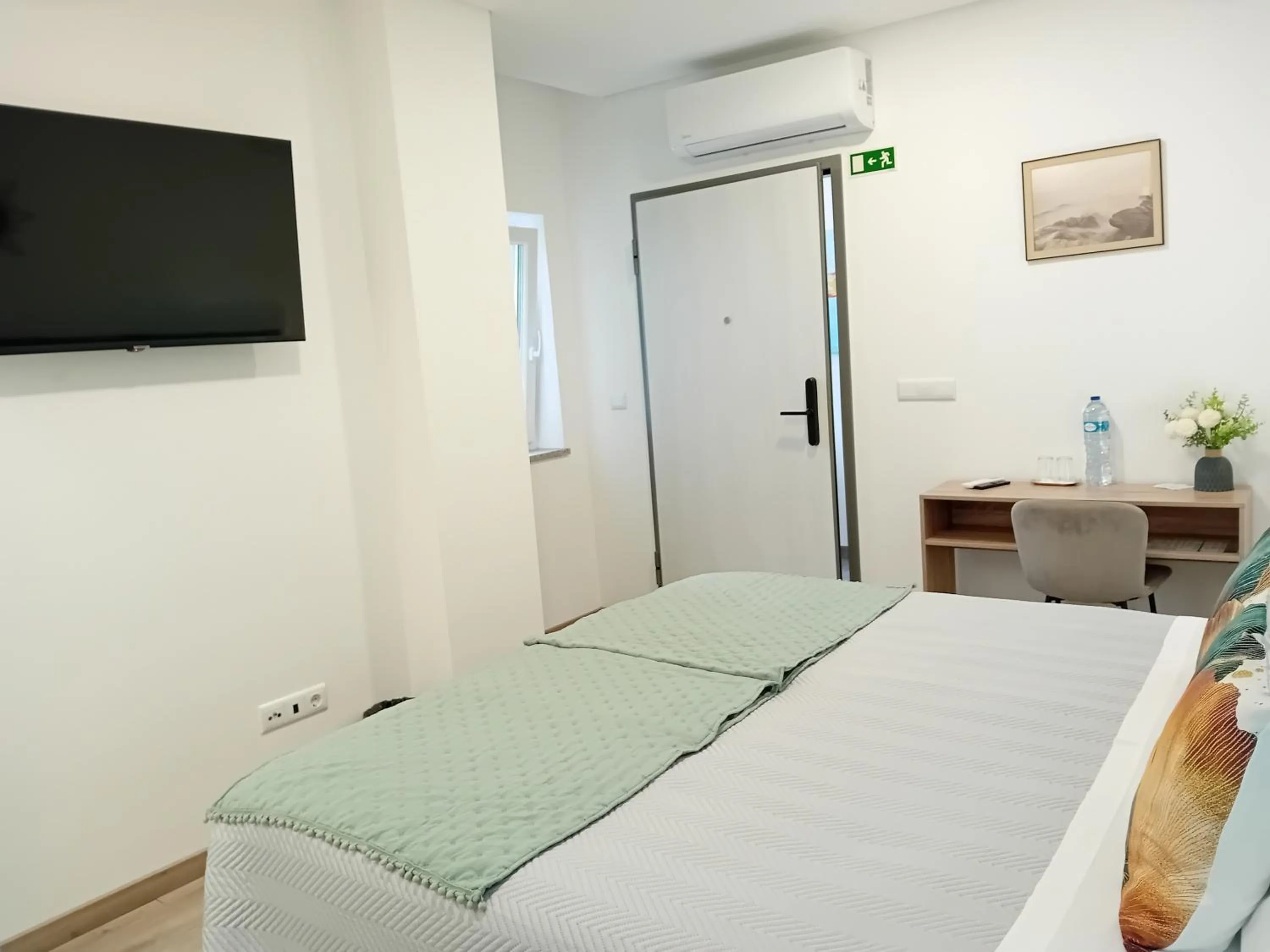 Bed in Garden House Fundão