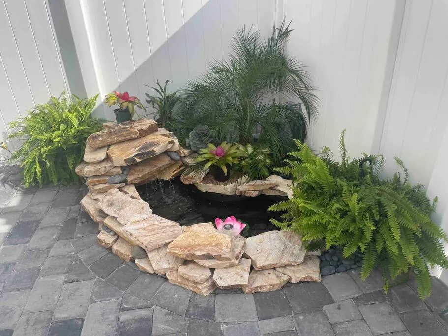 The Tiny Cottage in the Springs/ Central FL