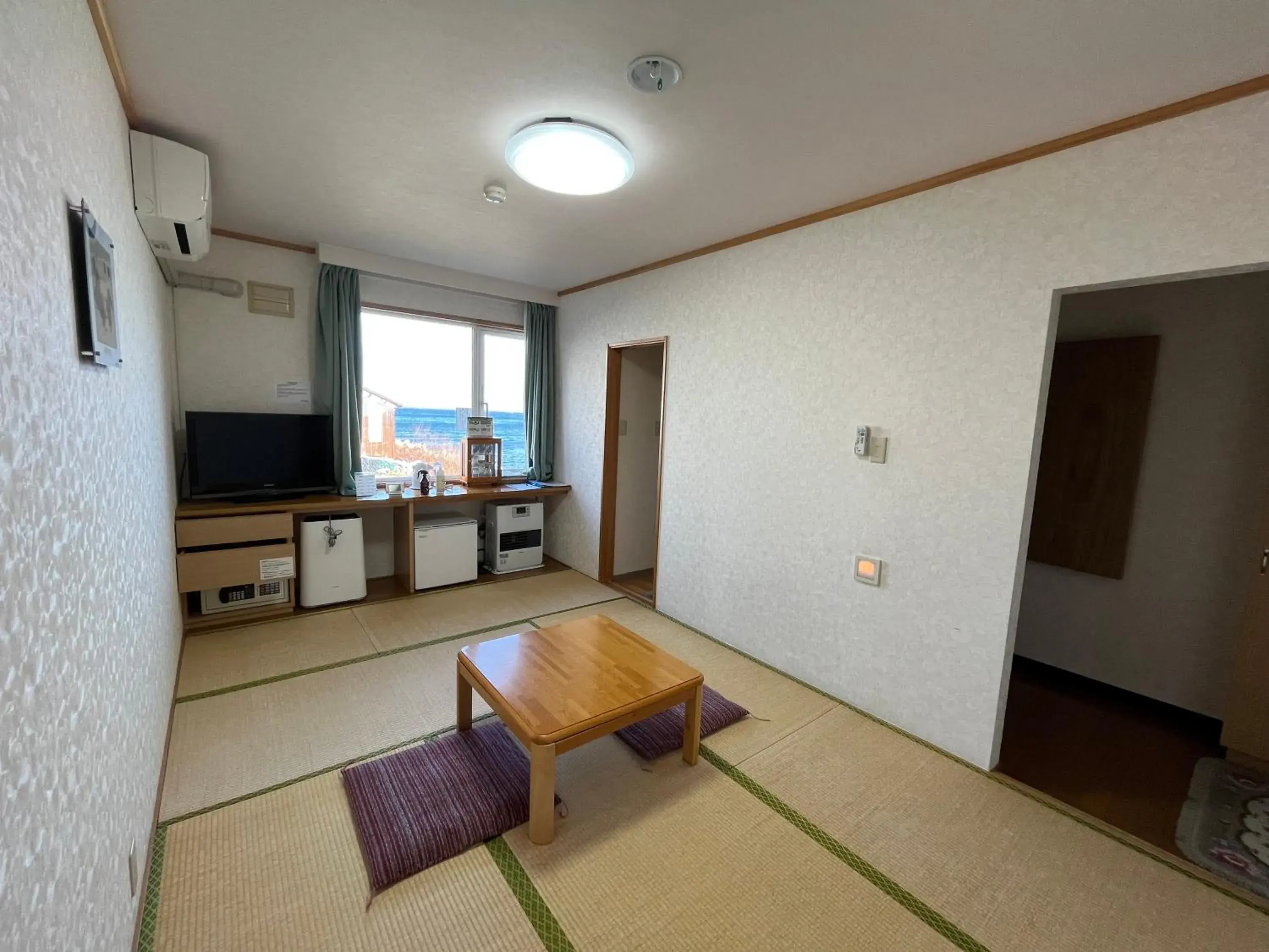 Standard Japanese-Style Room - single occupancy - Non-Smoking-Main BLD in LiVEMAX RESORT Shiretoko Sea Front Standard Japanese-Style Room - single occupancy - Non-Smoking-Main BLD in LiVEMAX RESORT Shiretoko Sea Front
