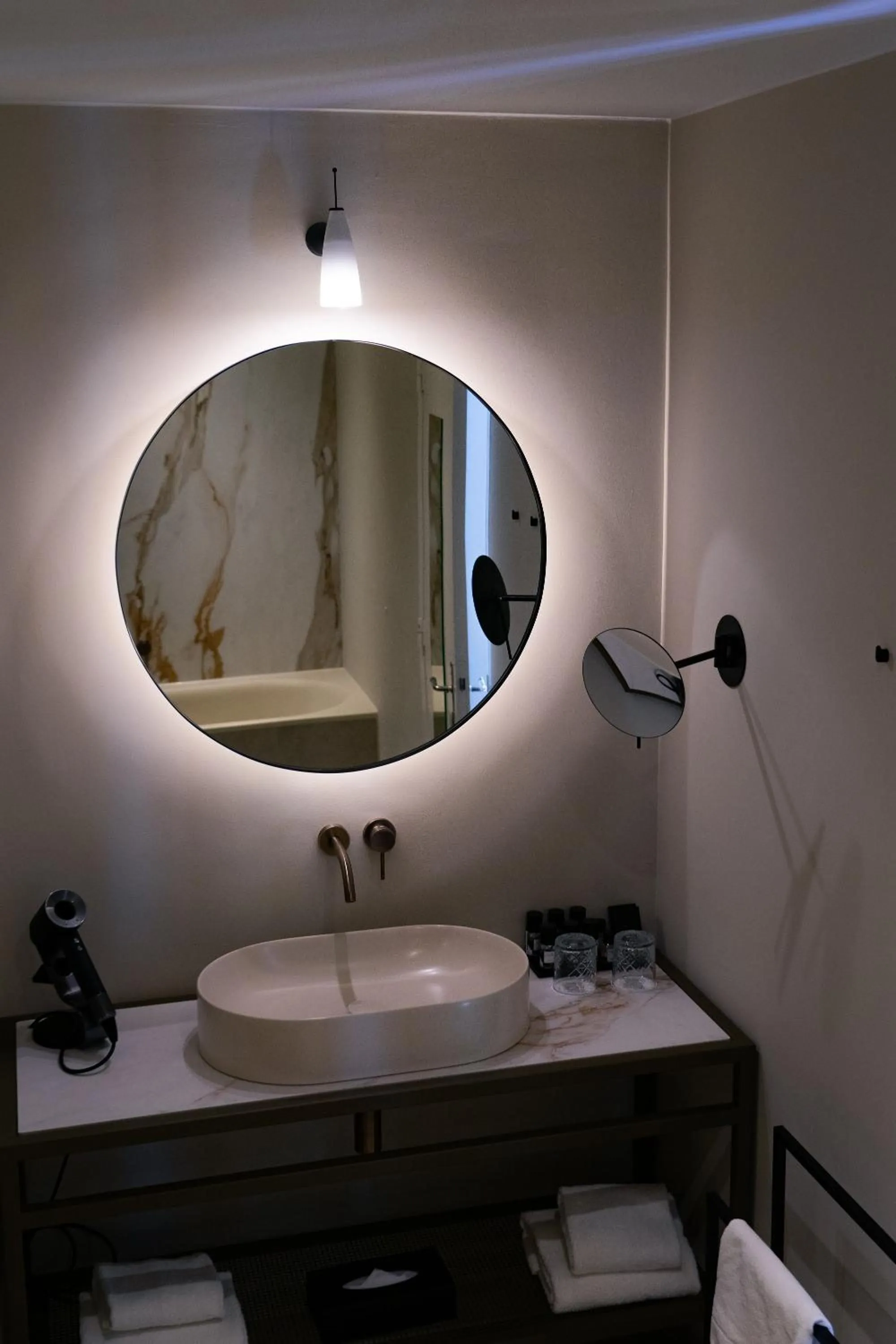 Bathroom in Van der Valk Hotel Kasteel Terworm