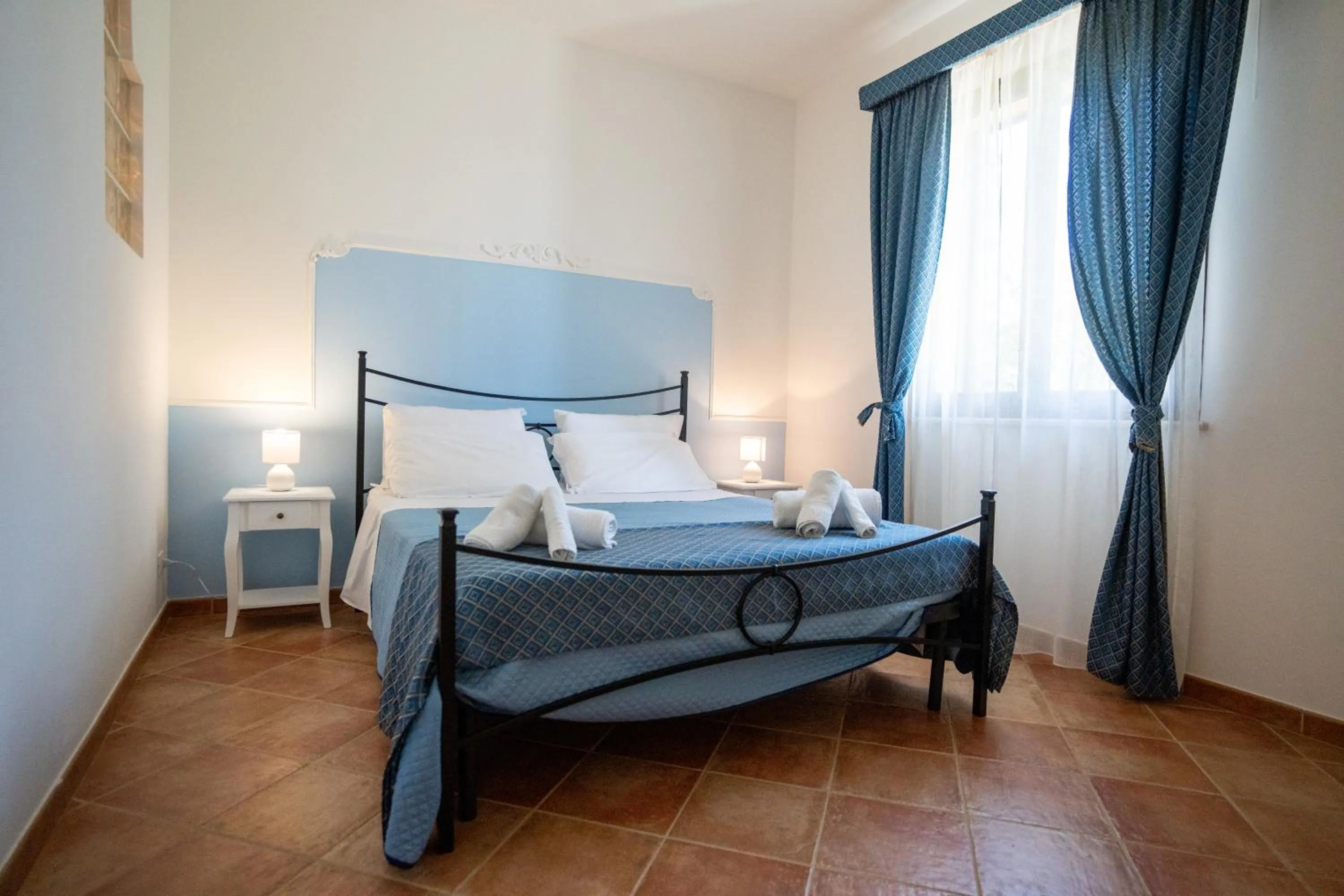 Bedroom, Bed in - Vista Egadi -