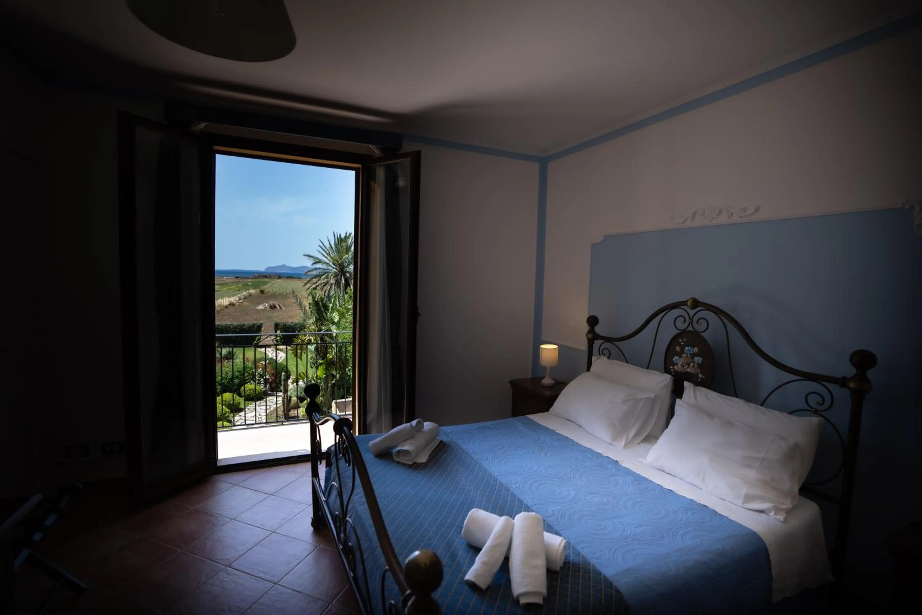 Bedroom, Bed in - Vista Egadi -