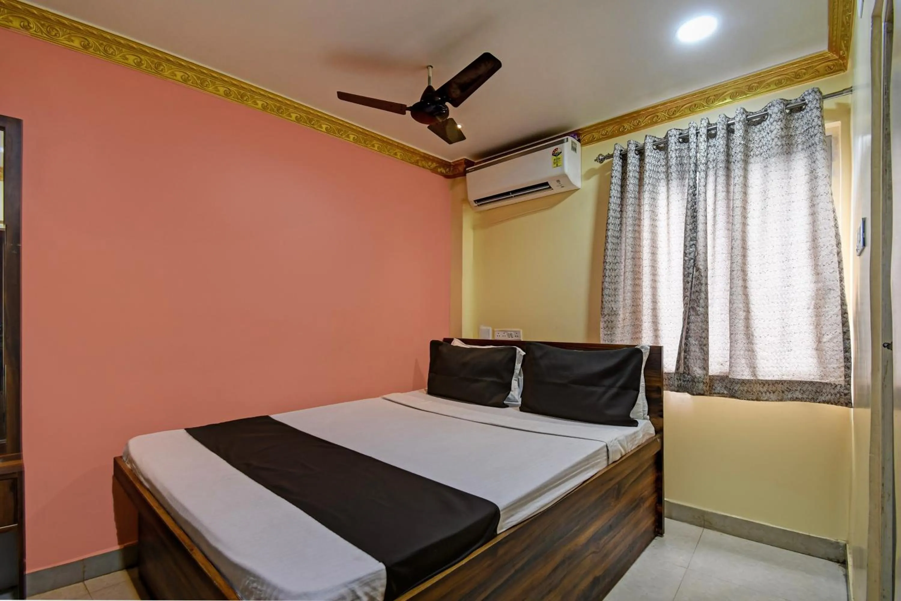 Bedroom in Hotel O Star View