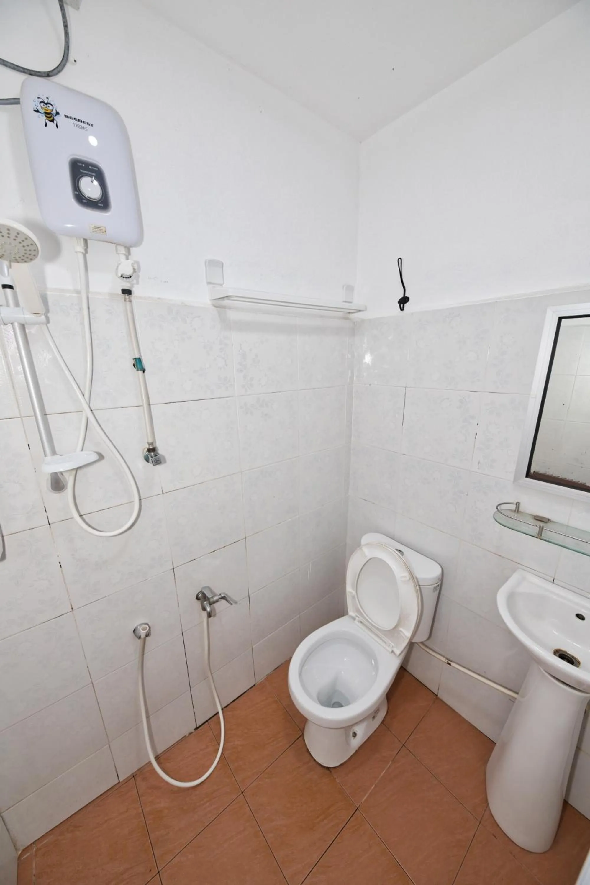Bathroom in Hotel O Noor Arfa River Chalet