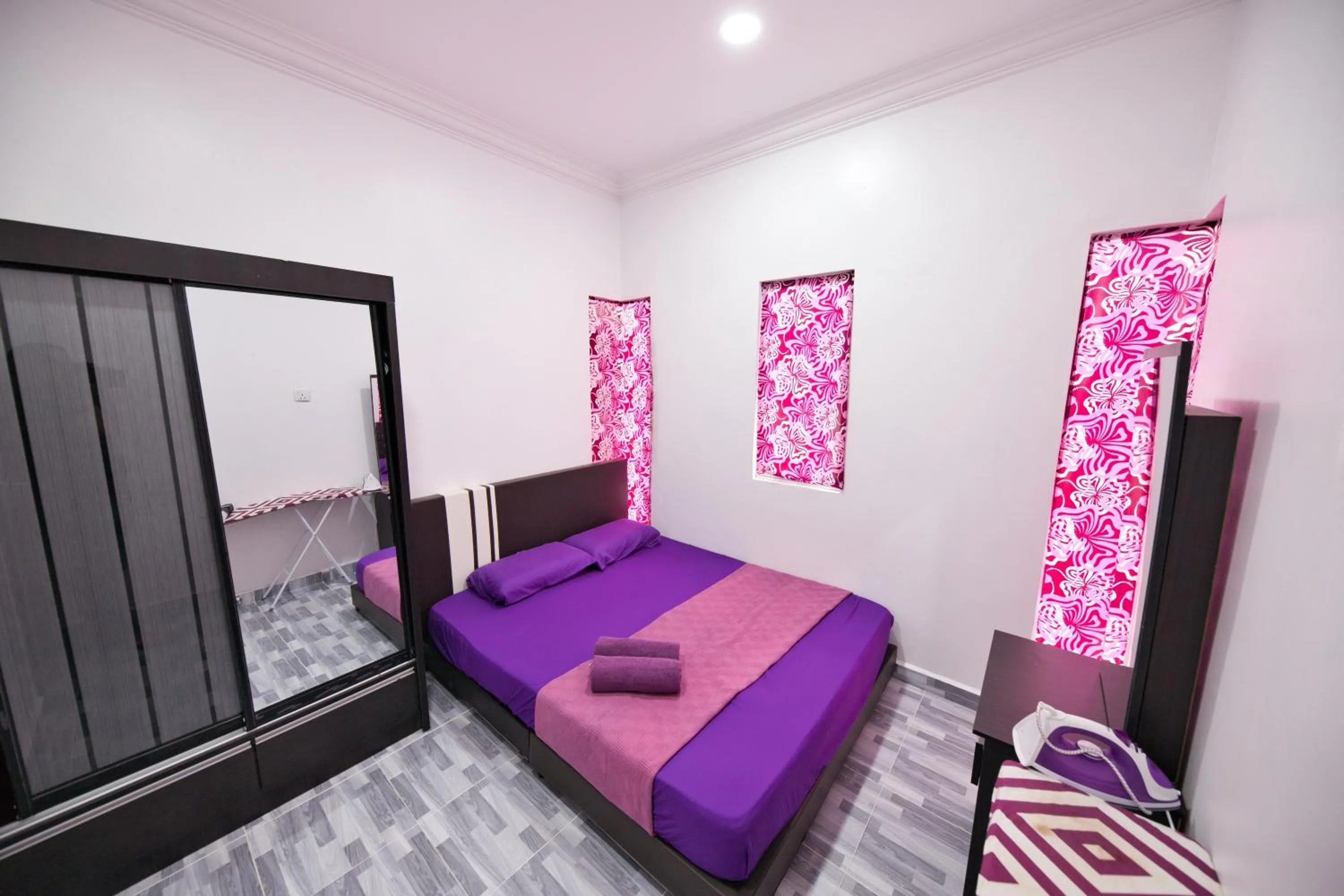 Bedroom in Hotel O Noor Arfa River Chalet