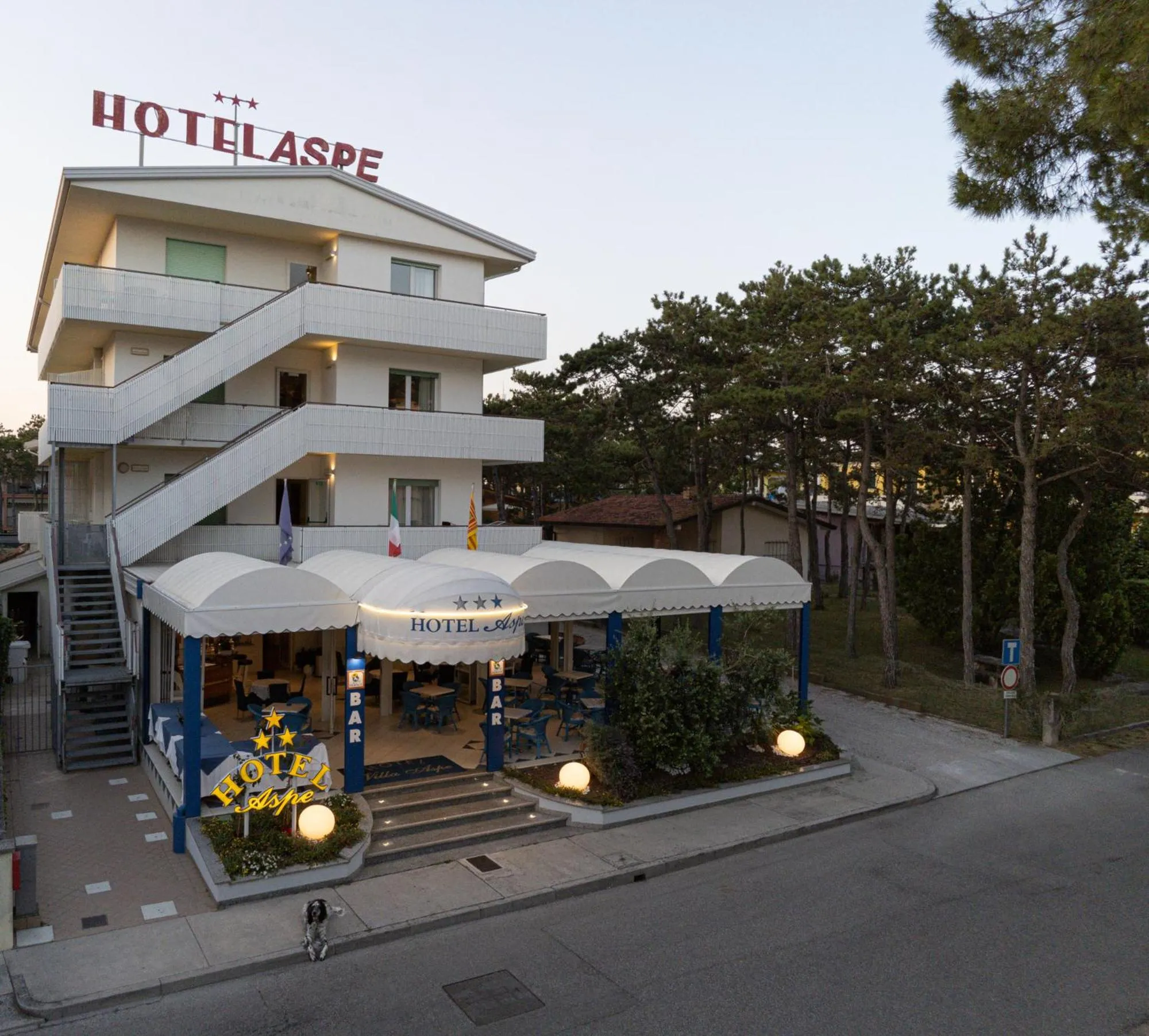 Property building in Hotel Aspe